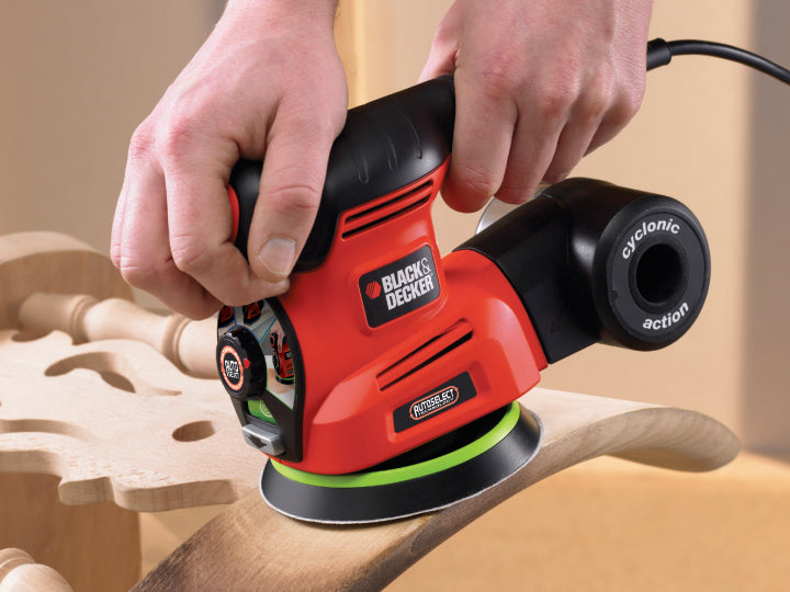 Black & Decker Multischleifer KA280K – 220 W – Klettfix, Ø 125 mm – 2 Stufen
