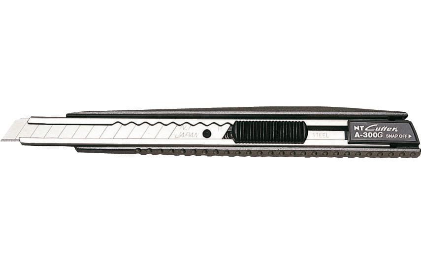 NT Cutter A-300 – Abbrechmesser 9 mm, Aluminium, einziehbar, grau
