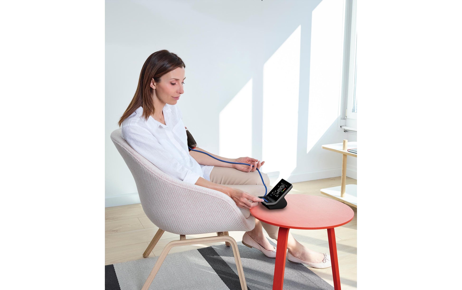 Braun Oberarm-Blutdruckmessgerät ExactFit 5 Connect – automatisch, Bluetooth, 2 Benutzer – schwarz