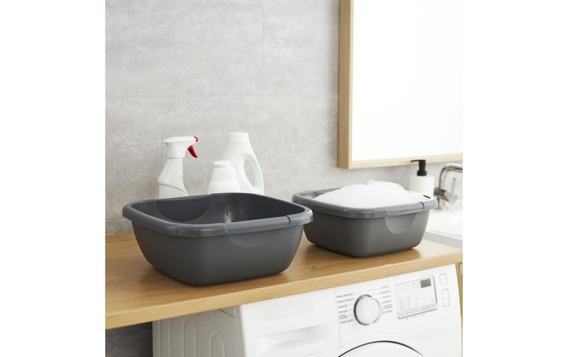 Rotho Becken eckig – 5 l – 29,0 × 29,0 × 12,0 cm – Schwarz – Kunststoff