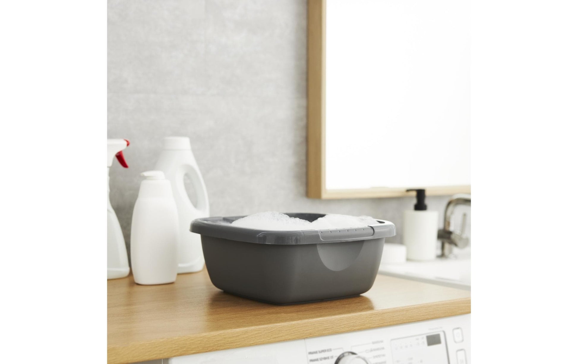 Rotho Rechteckiges Becken – 8 l – 34,5 × 34,5 × 13,0 cm – Schwarz – Kunststoff