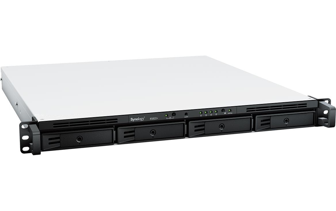 Synology RS822+ – 4-Bay Rack 1U NAS – AMD Ryzen V1500B, 2 GB RAM, DSM, für HDD/SSD, SATA