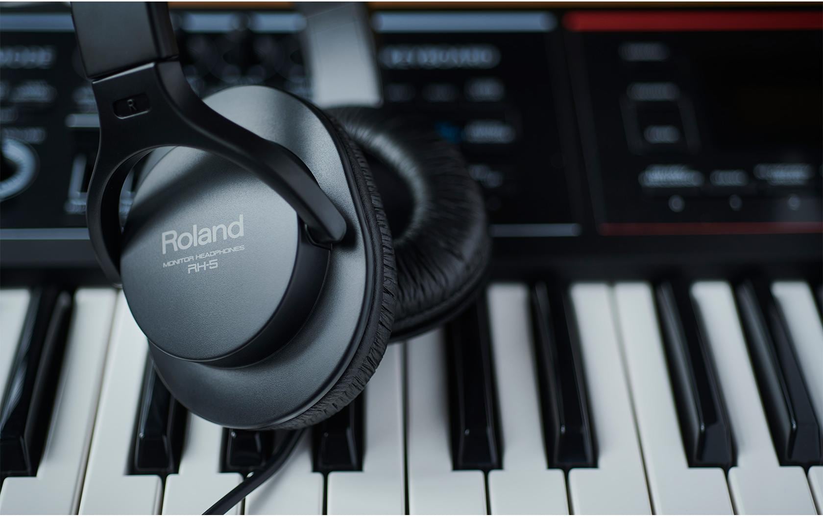 Roland RH-5 DJ-Kopfhörer – On-Ear, Kabel, 3,5 mm Klinke, mit 6,3 mm Adapter, Schwarz