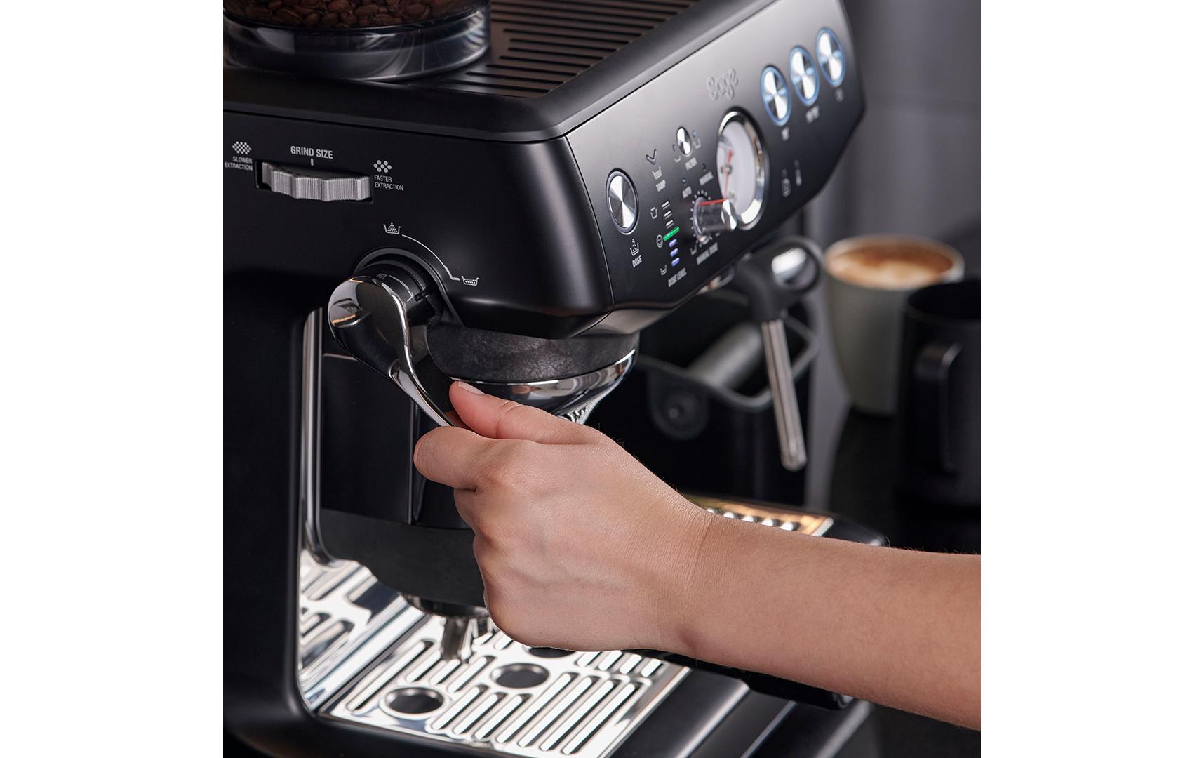 Sage Software Sage Barista Impress Espressomaschine (Siebträger) – 9 bar, 2 l, Milchschaumdüse, Grau
