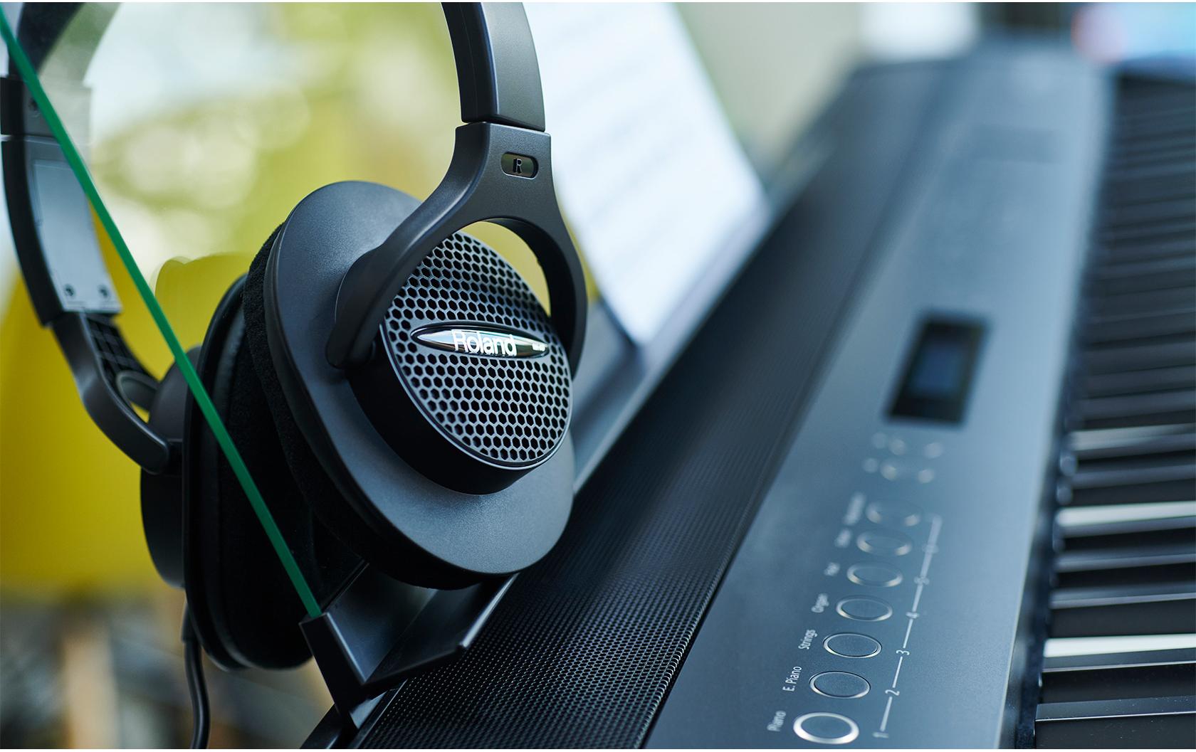 Roland RH-A7-BK – Over-Ear Studiokopfhörer – offen, 3,5 mm, 34 Ω – schwarz