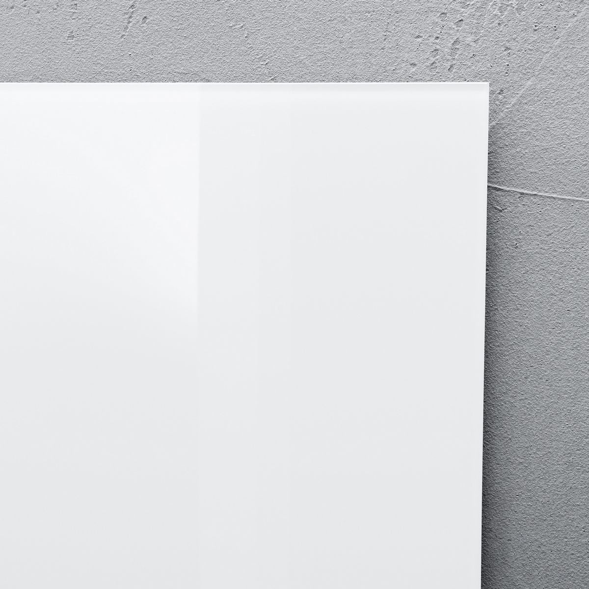 Sigel Whiteboard – 130 × 55 cm, Glas, magnetisch, Wandmontage, inkl. SuperDym Magnetwürfel, Montagesatz