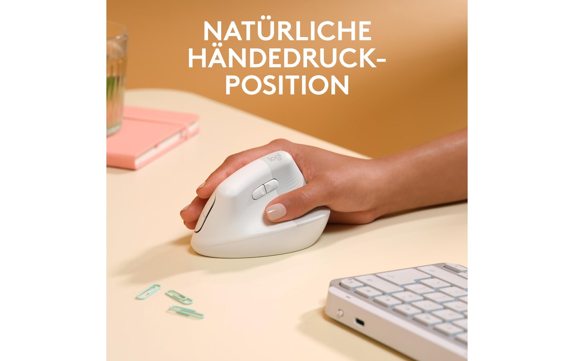 Logitech Lift für Mac Ergonomische Maus – kabellos, Easy-Switch, aus recyceltem Material, weiss