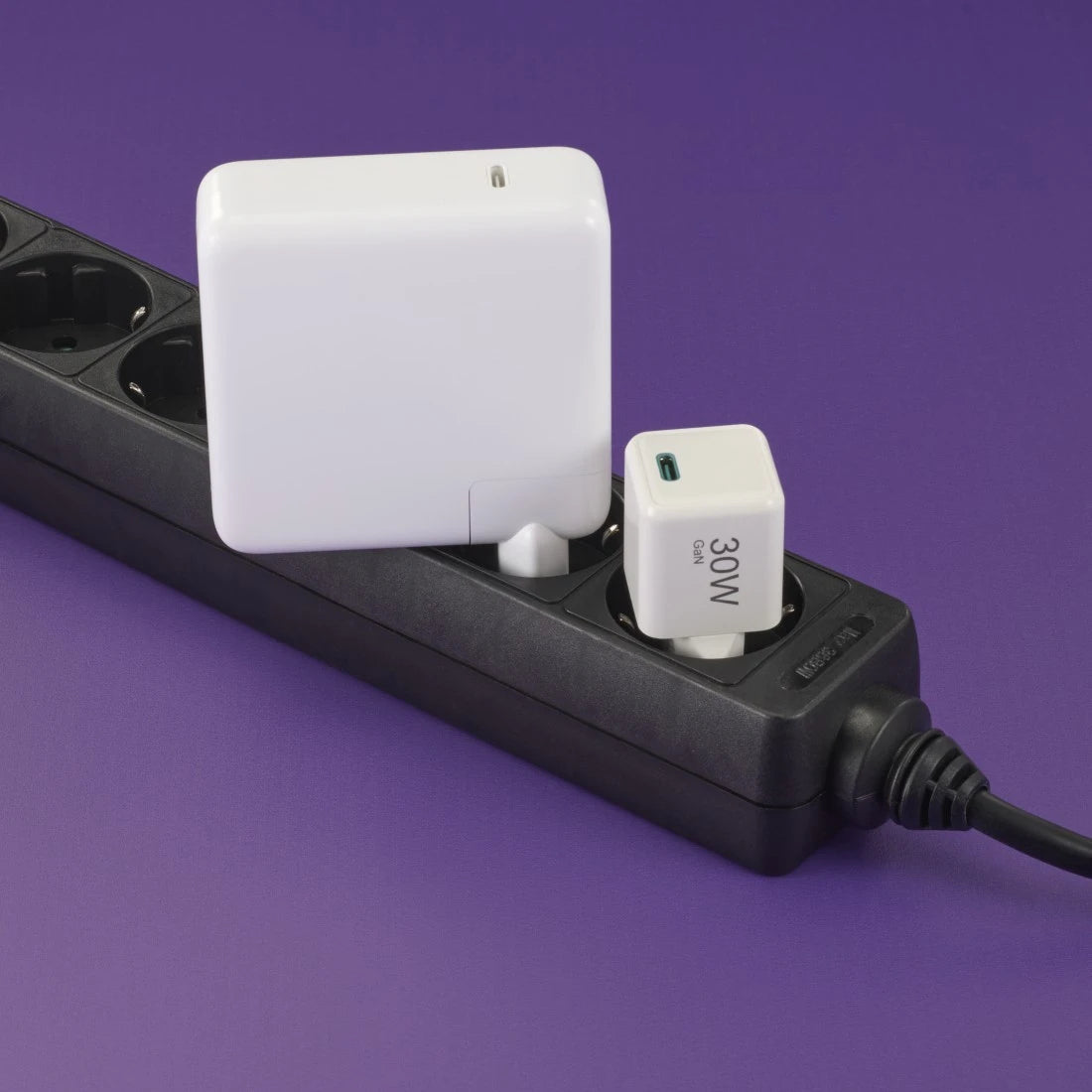 Hama Ladegerät – 30 W, PD, QC, Überspannungsschutz – für elektronische Geräte