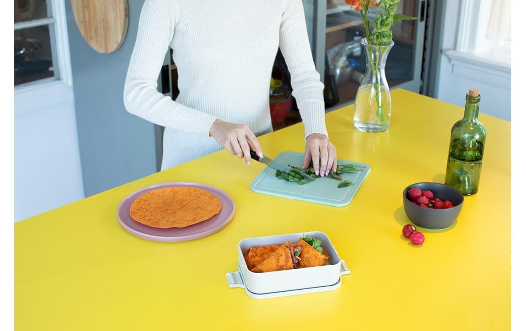 Brabantia Lunchbox 1,1 L, 20 × 13,5 × 5,5 cm, Kunststoff (recycelt), Hellgrau