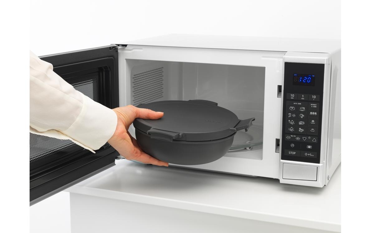 Brabantia Salatschüssel Make & Take – 1,3 l, Ø 21,0 cm, Kunststoff, mit Deckel, auslaufsicher