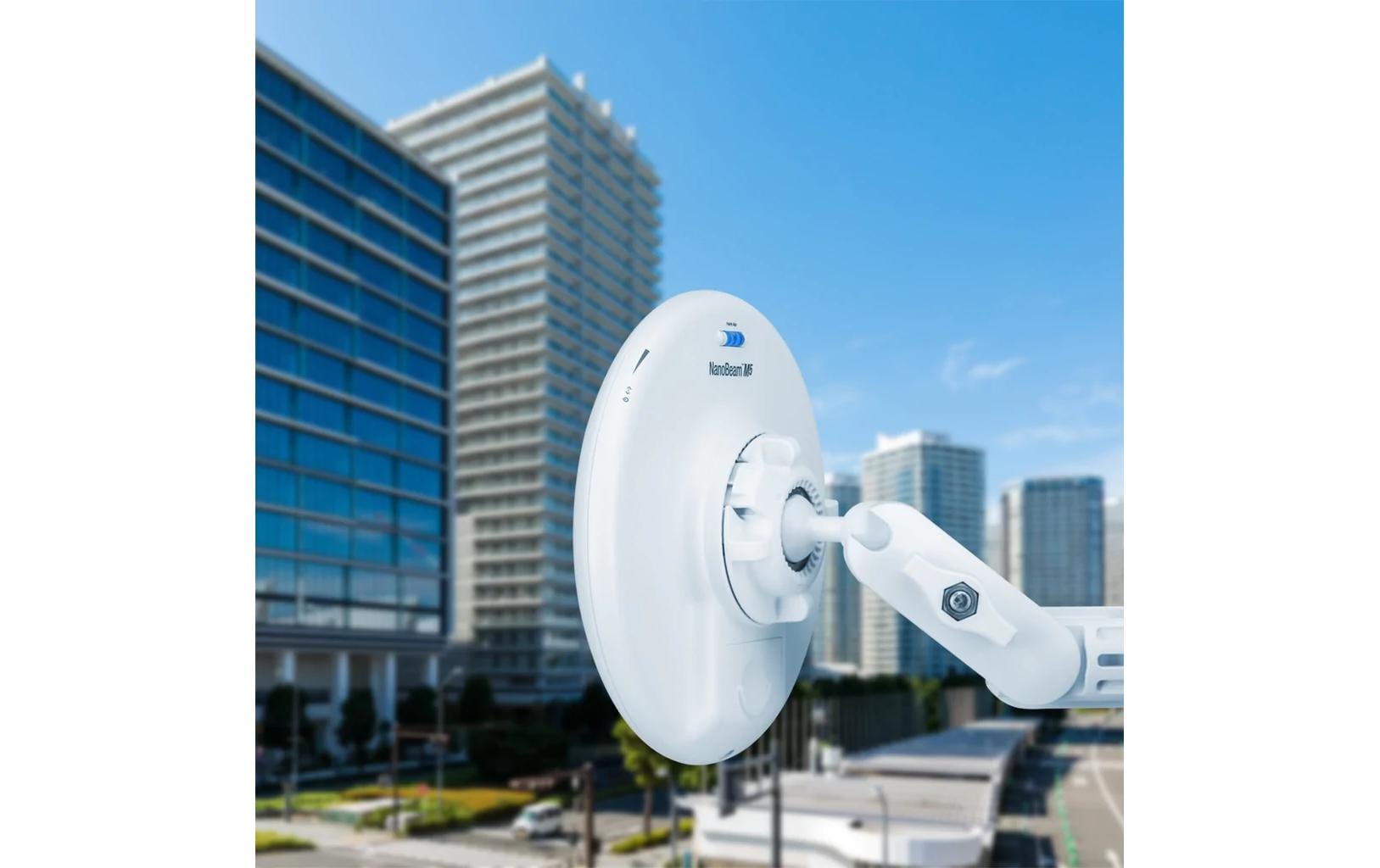Ubiquiti Quick-Mount – Antennenhalterung/Adapter, Weiss, für Ubiquiti CPE-Geräte