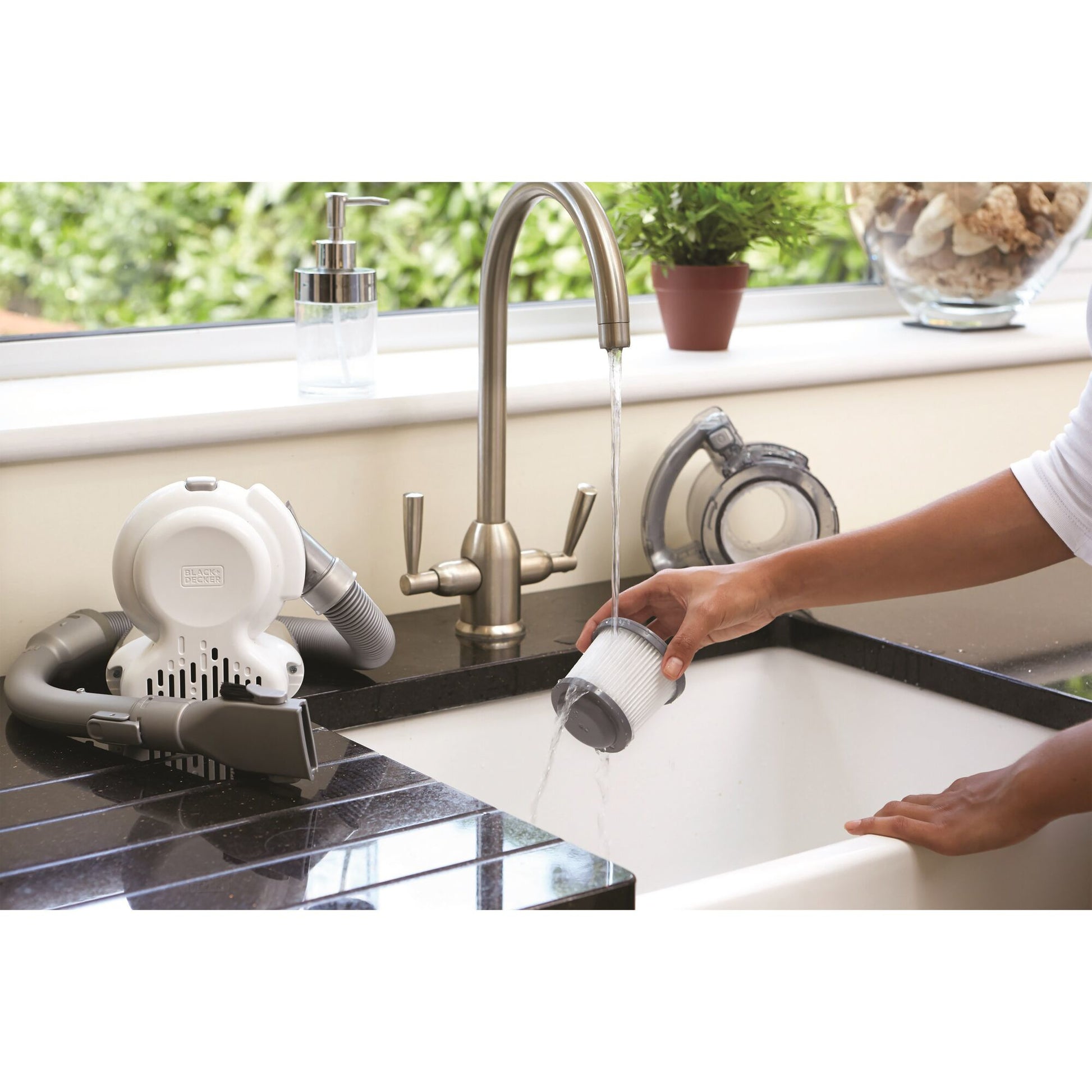 Black & Decker Black+Decker PD1420LP – Akku-Handstaubsauger – Trocken, beutellos, 14,4 V, 13 min – Blau/Grau