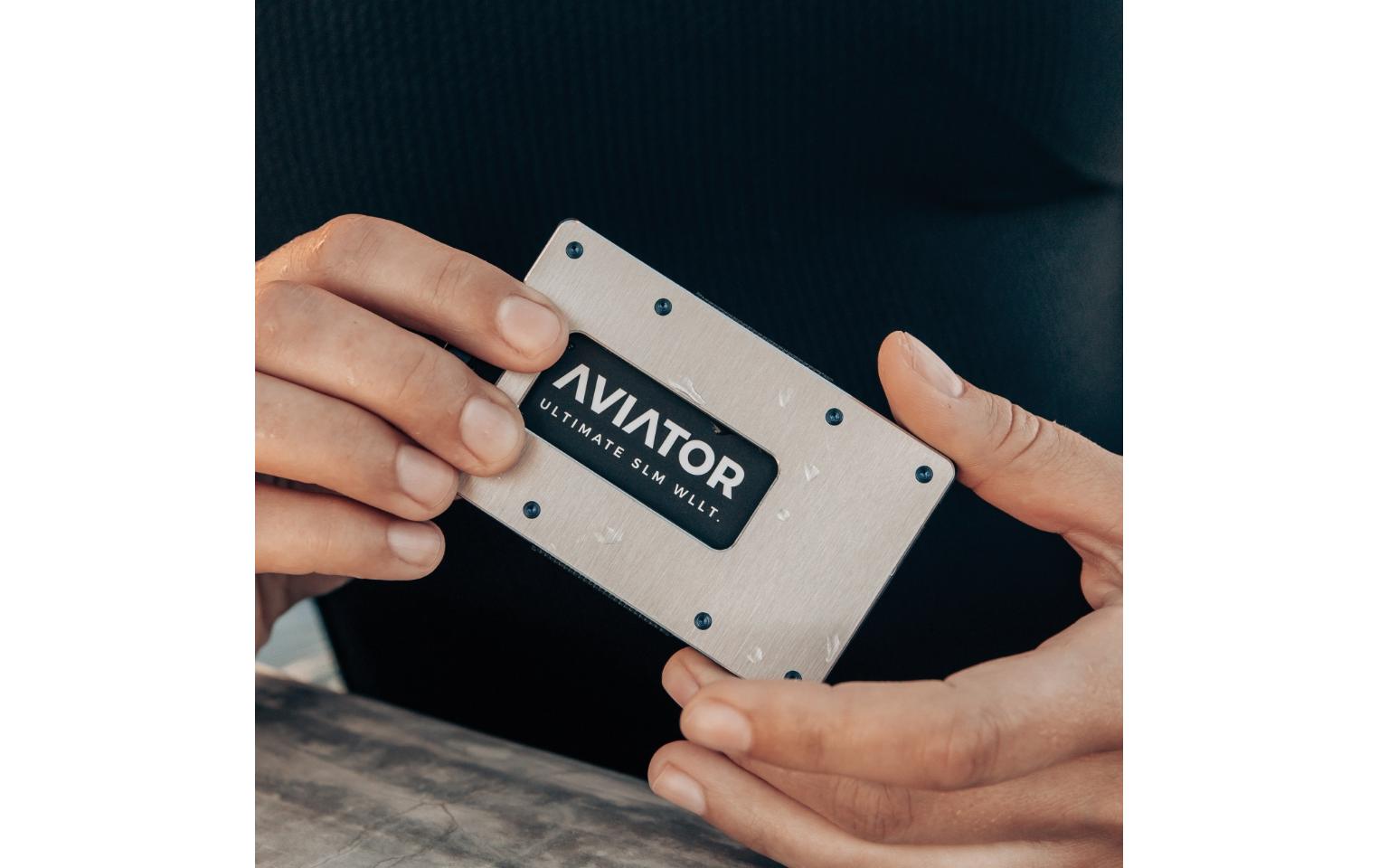 Aviator Wallet AVIATOR – Kartenetui/Brieftasche SLIDE – mit RFID-Schutz, Clip-Verschluss, Münzfach – 20 Karten – Silber
