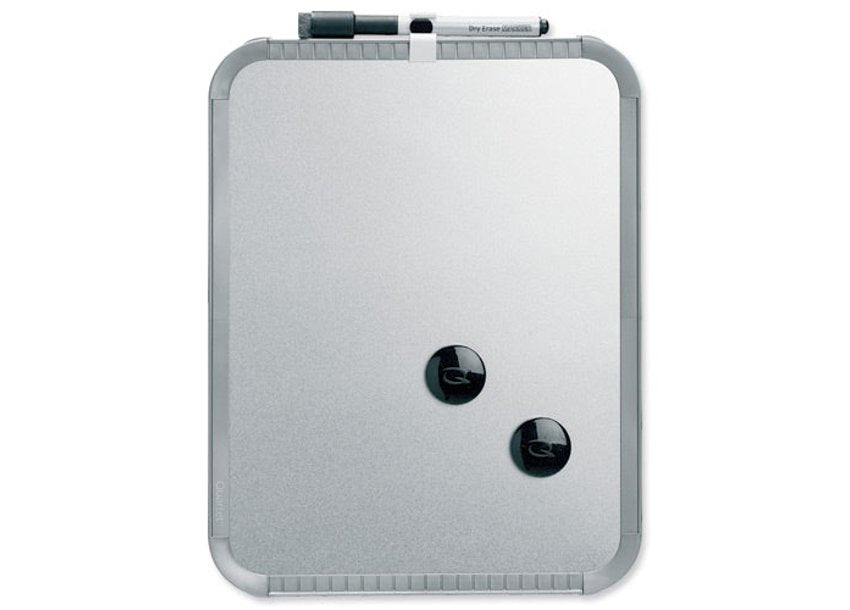 Nobo Whiteboard – 58 × 43 cm, magnetisch, Kunststoffrahmen, silber, Wandmontage