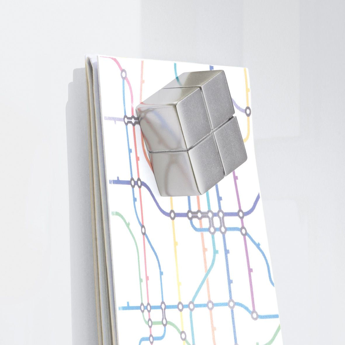 Sigel Whiteboard – 130 × 55 cm, Glas, magnetisch, Wandmontage, inkl. SuperDym Magnetwürfel, Montagesatz