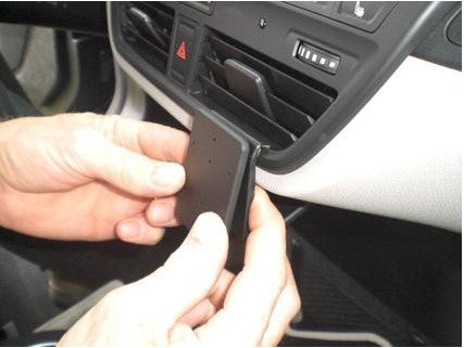Brodit ProClip Center Mount – Auto-Halterung – für BMW i3 (2014–2015) – Schwarz