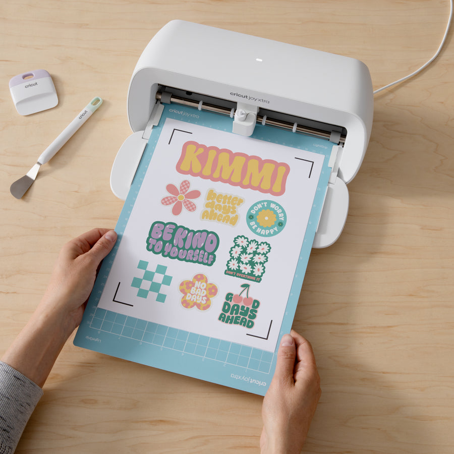 Cricut Stickerpapier – für Cricut Maker, Cricut Explore und Cricut Joy Xtra – A4 – Weiss – 8 Blatt