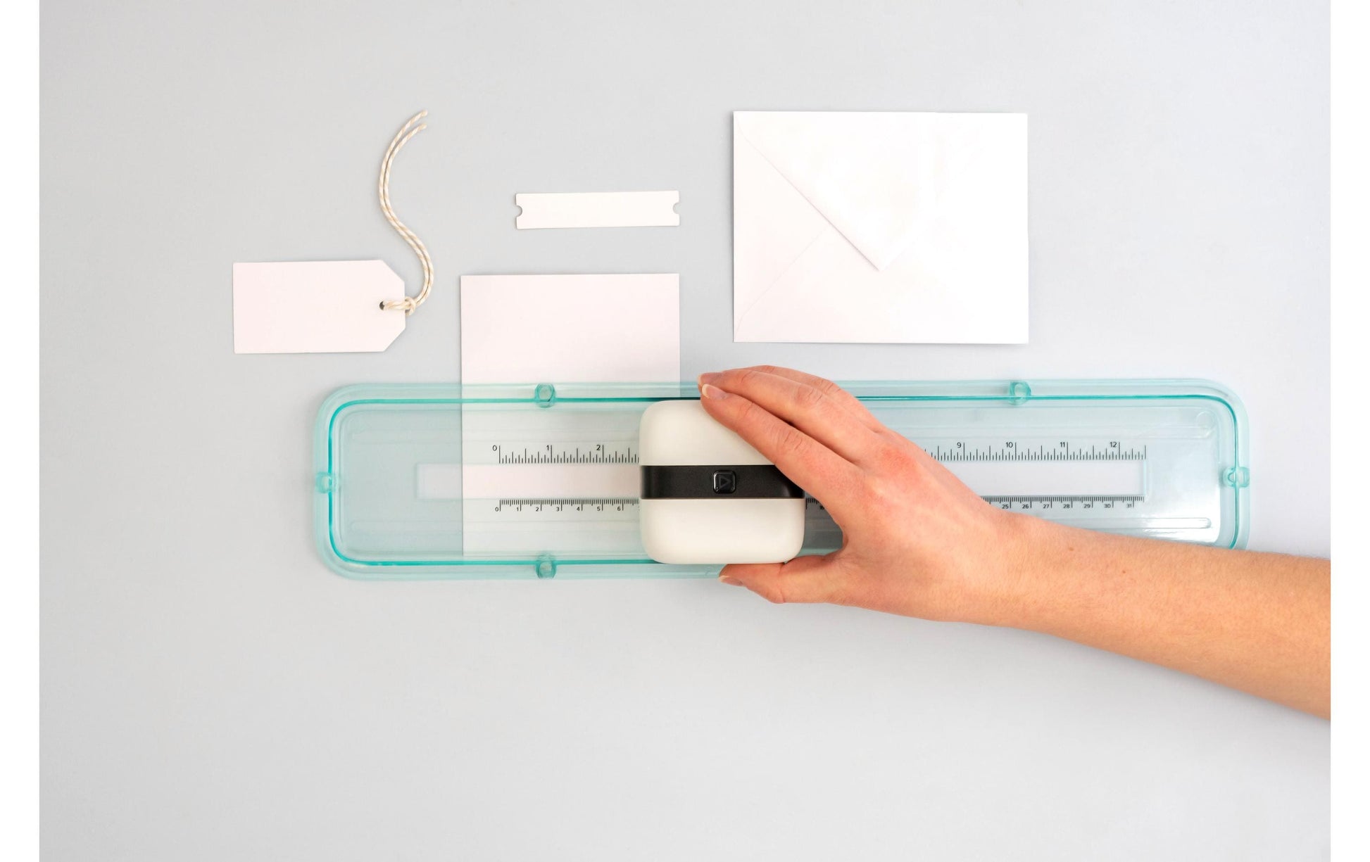 We R Memory Keepers Wandtafel-Lineal 30,5 cm – Kunststoff, transparent, rutschfest