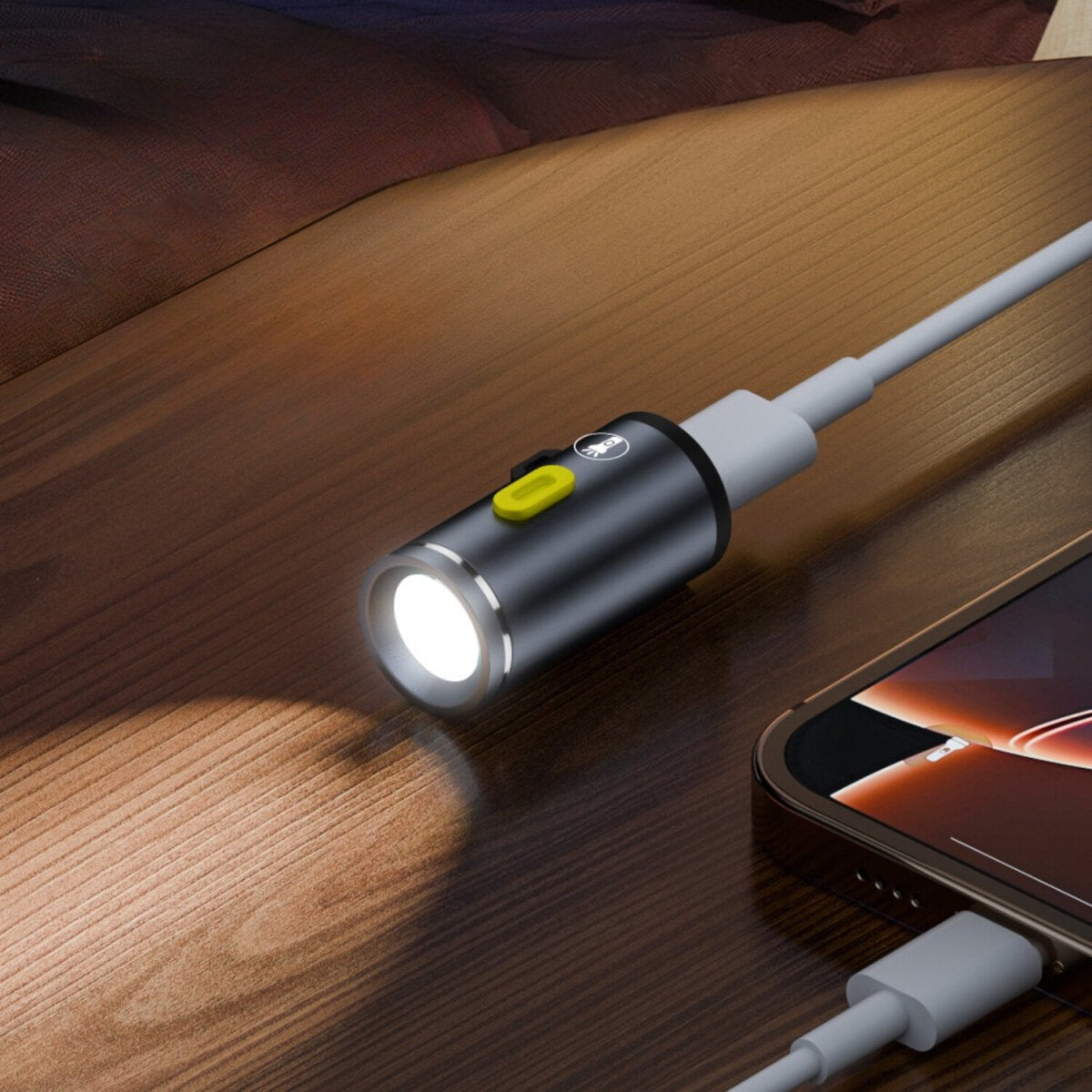 4smarts USB-C auf USB-C Kabel – USB4 80 Gbit/s – Spiralkabel – Schwarz – 4er-Set