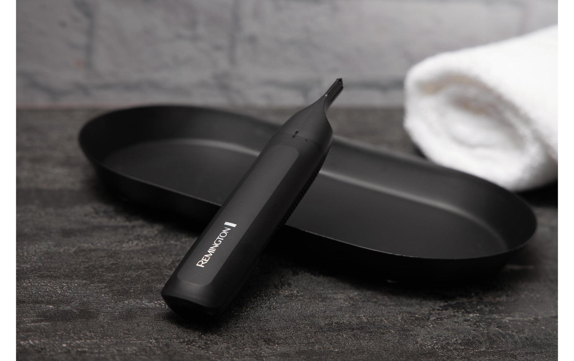 Remington Trimmer NE8000 – Ohr-/Nasenhaarschneider, Kammaufsatz – 1–3 mm Schnittlänge – Schwarz