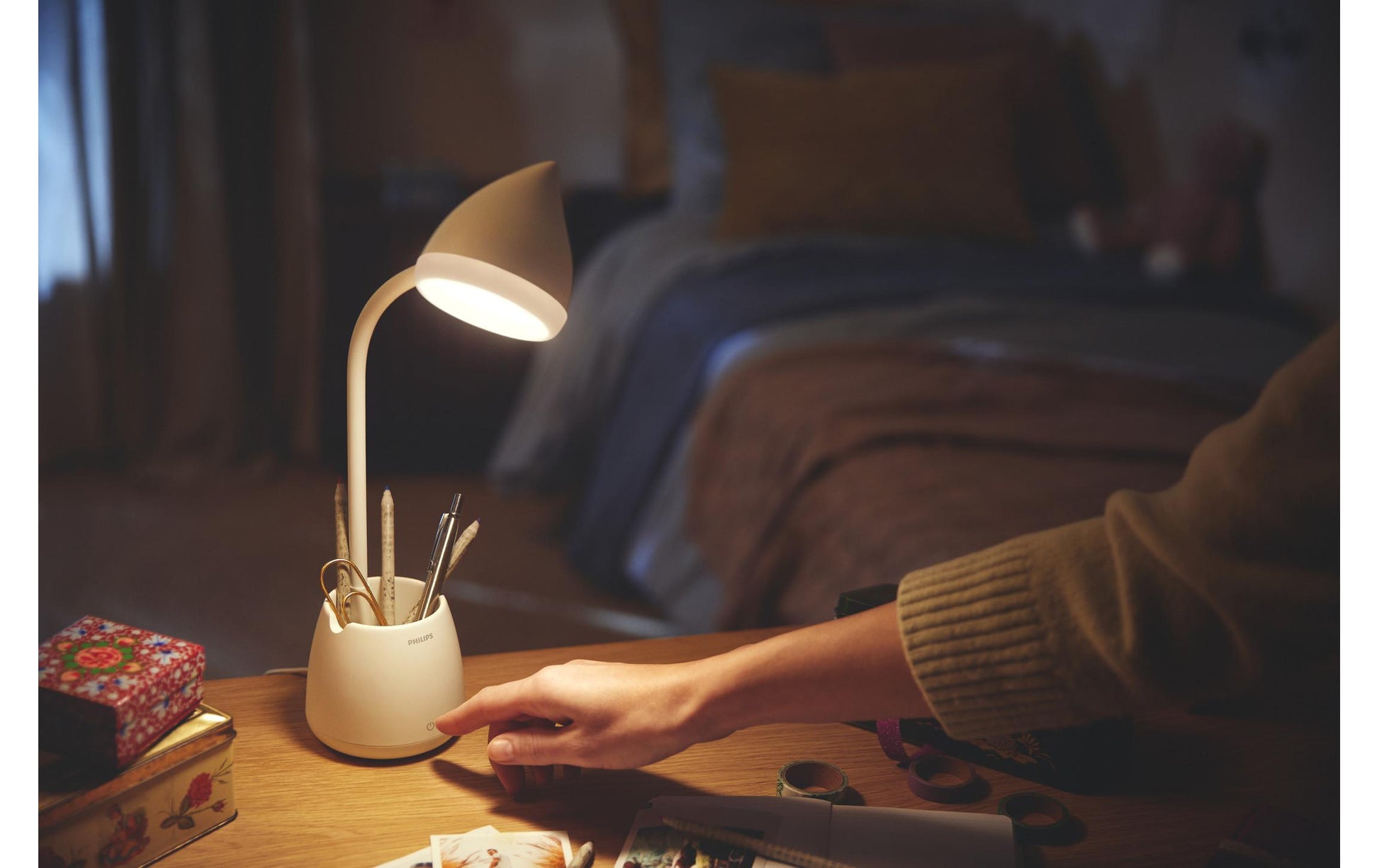 Philips by Signify Philips Tischleuchte Hat – 80 lm, 4,5 W, 3000–5700 K, dimmbar, weiss, Akku
