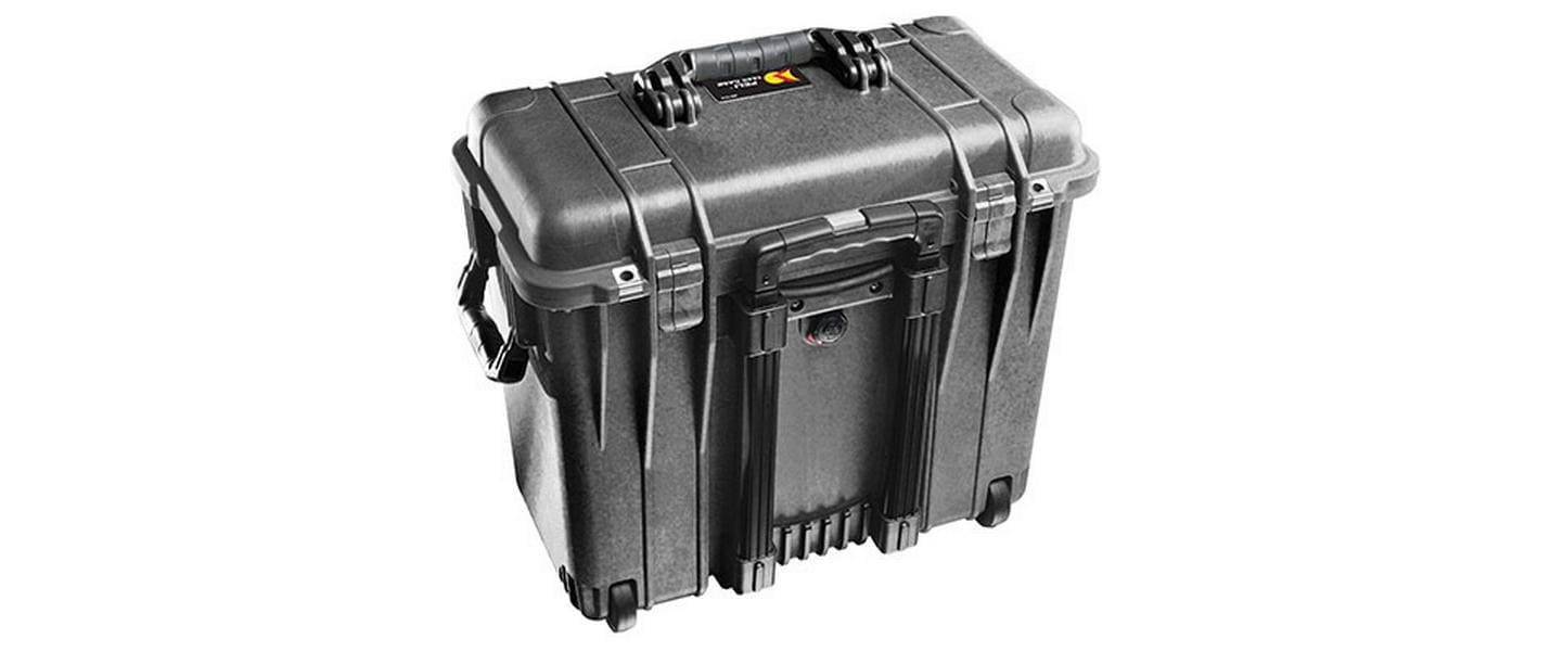 Peli Case 1440 Schutzkoffer 33,63 l – mit 2 Rollen, Trolley, IP67, Schwarz, PP, B 500 × H 457 × T 305 mm