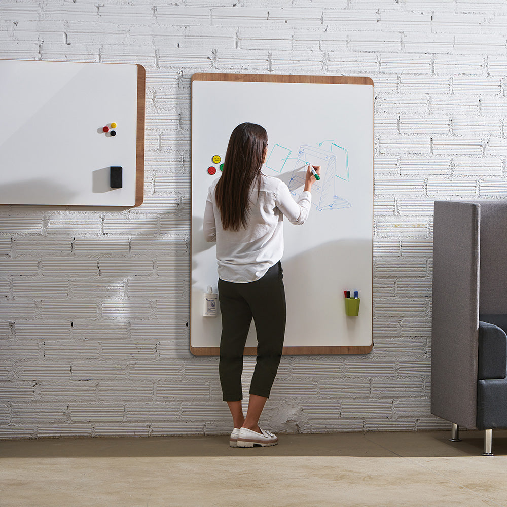 Rocada Whiteboard – 150 × 100 cm, lackierter Stahl, magnetisch, Holzrahmen, Eiche
