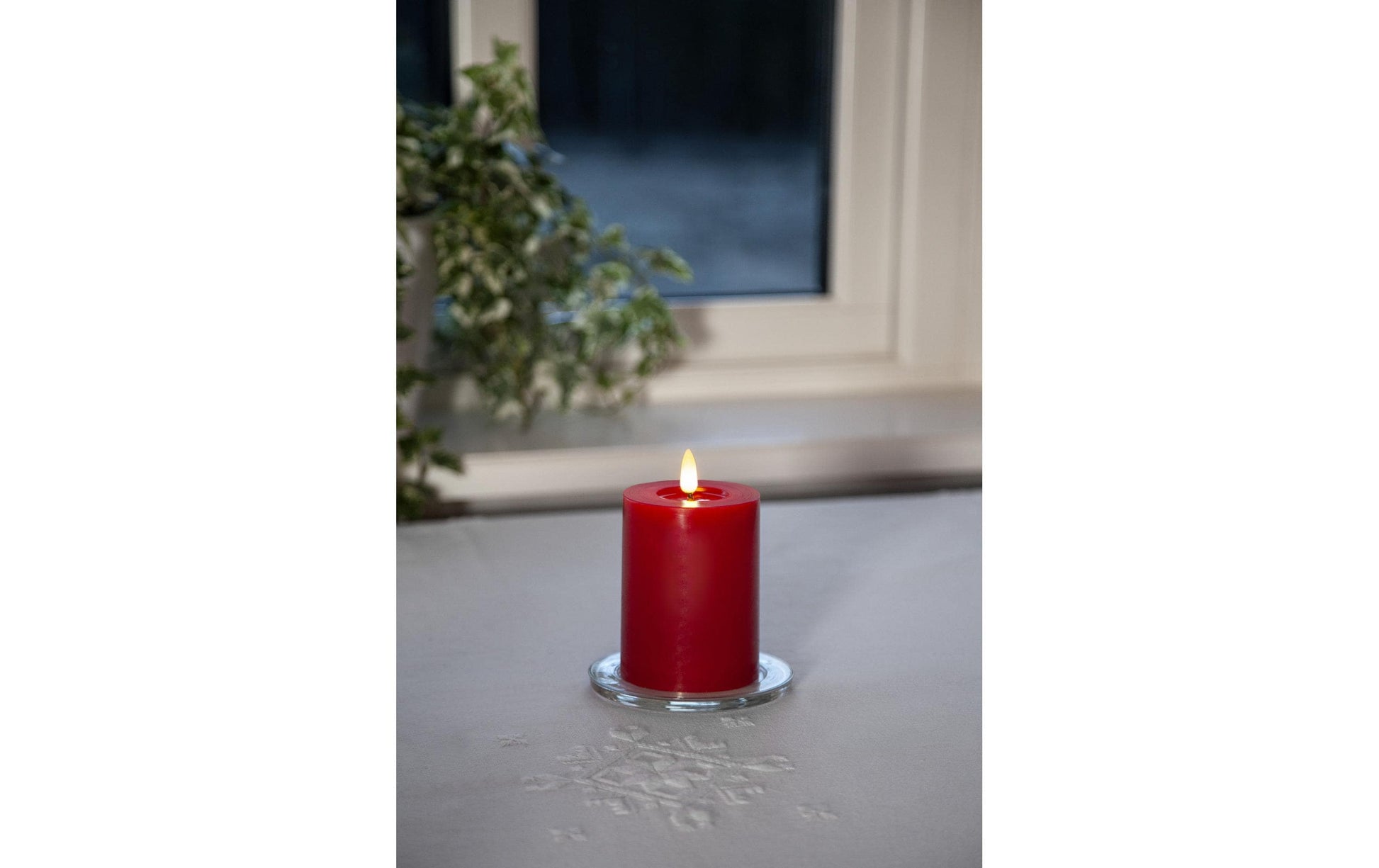 Star Trading LED-Säulenkerze Flow – Ø 7,5 × 12,5 cm, warmweiss, rot, Timer, batteriebetrieben