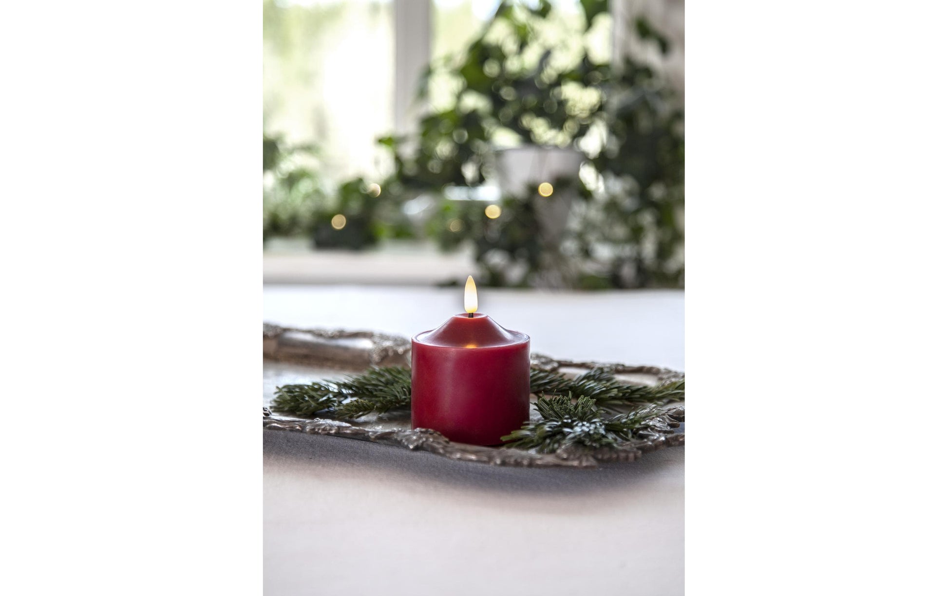 Star Trading LED-Kerze Flamme 061-60 – Ø 7,5 × 9,5 cm, 0,03 W, Warmweiss, Rot, Timer, Batteriebetrieben (2×AA)