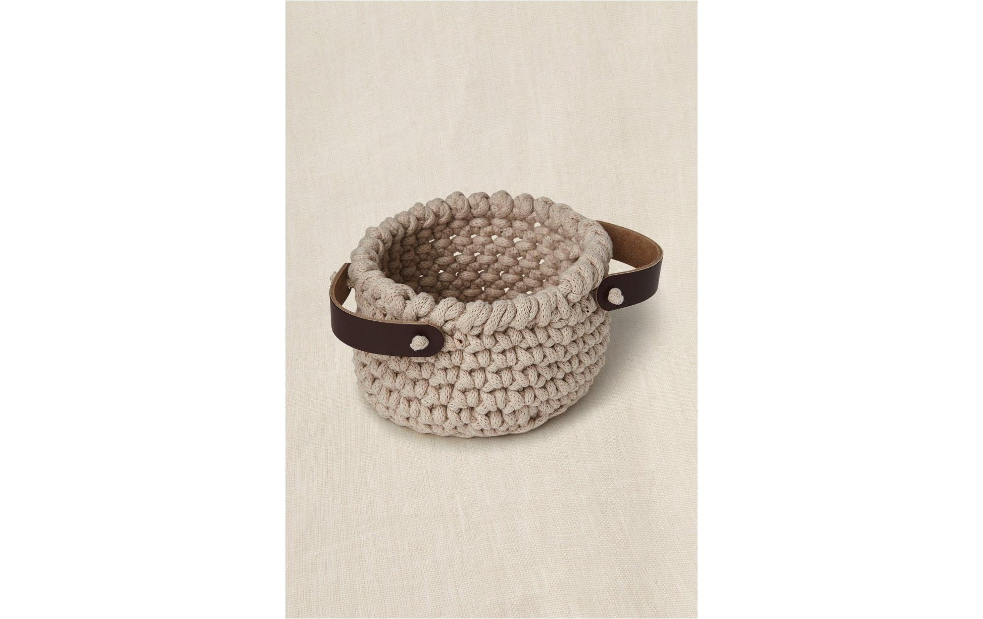 DMC CR104K Häkelset Hellbeige – 9 Stk., Aufbewahrungskorb 17 cm×11 cm, 80% recycelte Baumwolle/20% Polyester