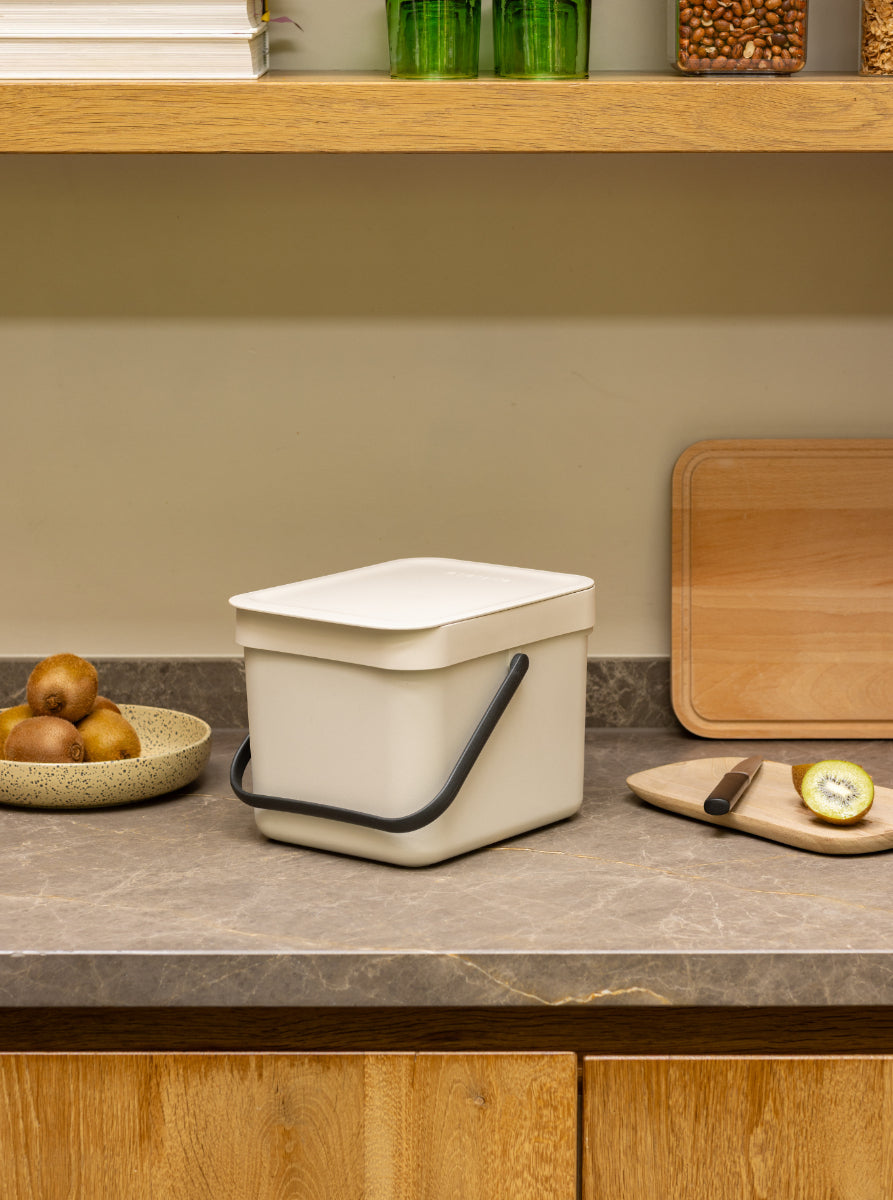 Brabantia Recyclingbox Sort & Go – 6 l – Kunststoff, rechteckig – Beige