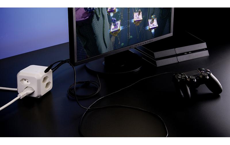 Steffen Steckdosenleiste Cube – 1,50 m, Kunststoff, Weiss, 8× T13, 1× USB-C PD 18 W, Überspannungsschutz