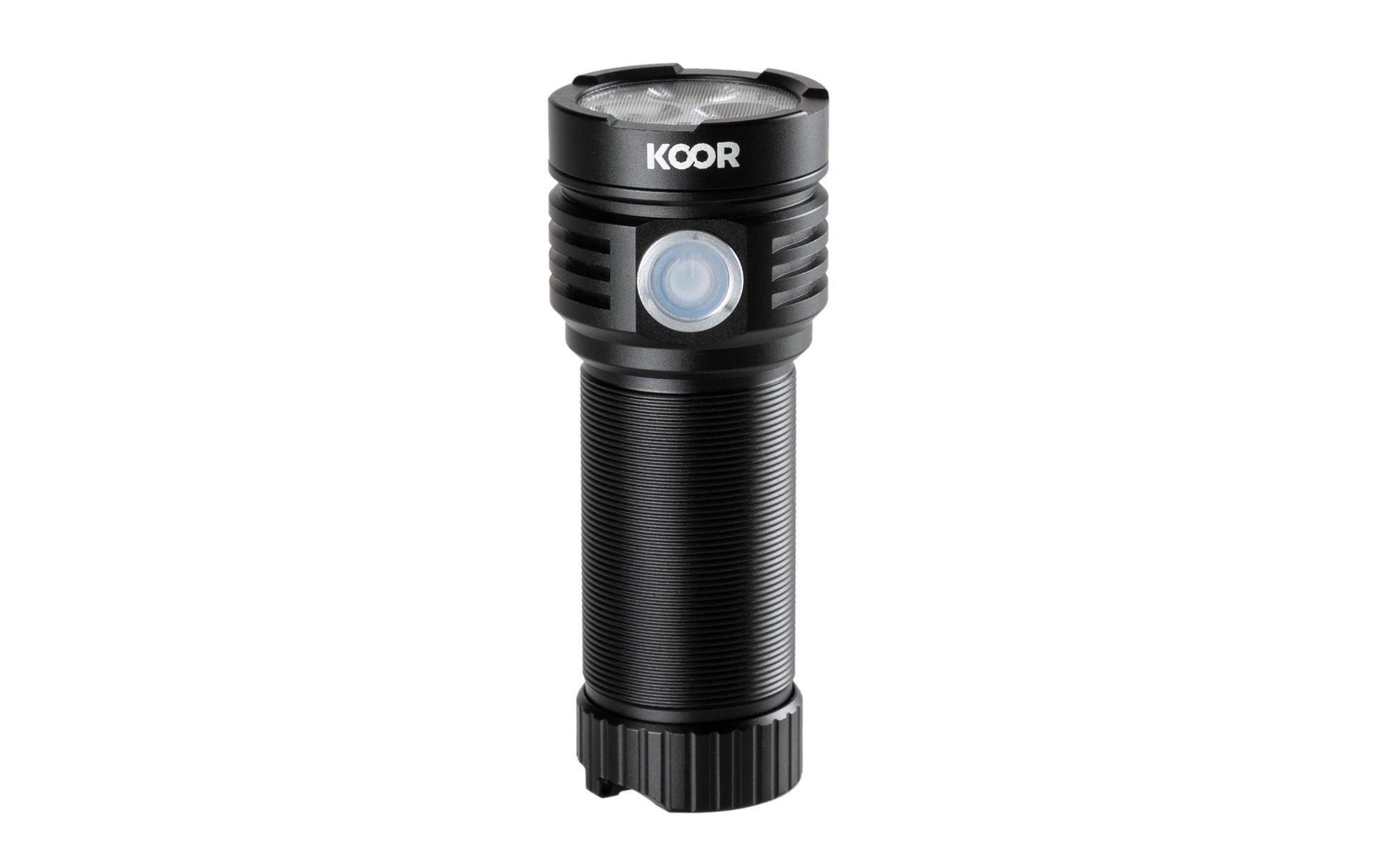 KOOR Taschenlampe F01240 – 3300 lm, 220 m, USB, 3700 mAh, 3-Stufen – Schwarz
