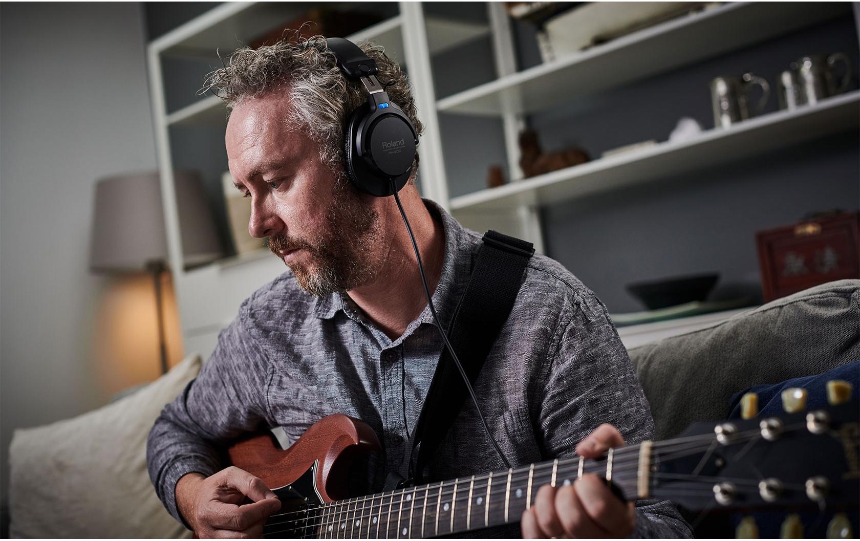 Roland RH-200 – Over-Ear Studiokopfhörer – Kabelgebunden, geschlossen, hochohmig (>32 Ω), 3,4 m – Schwarz