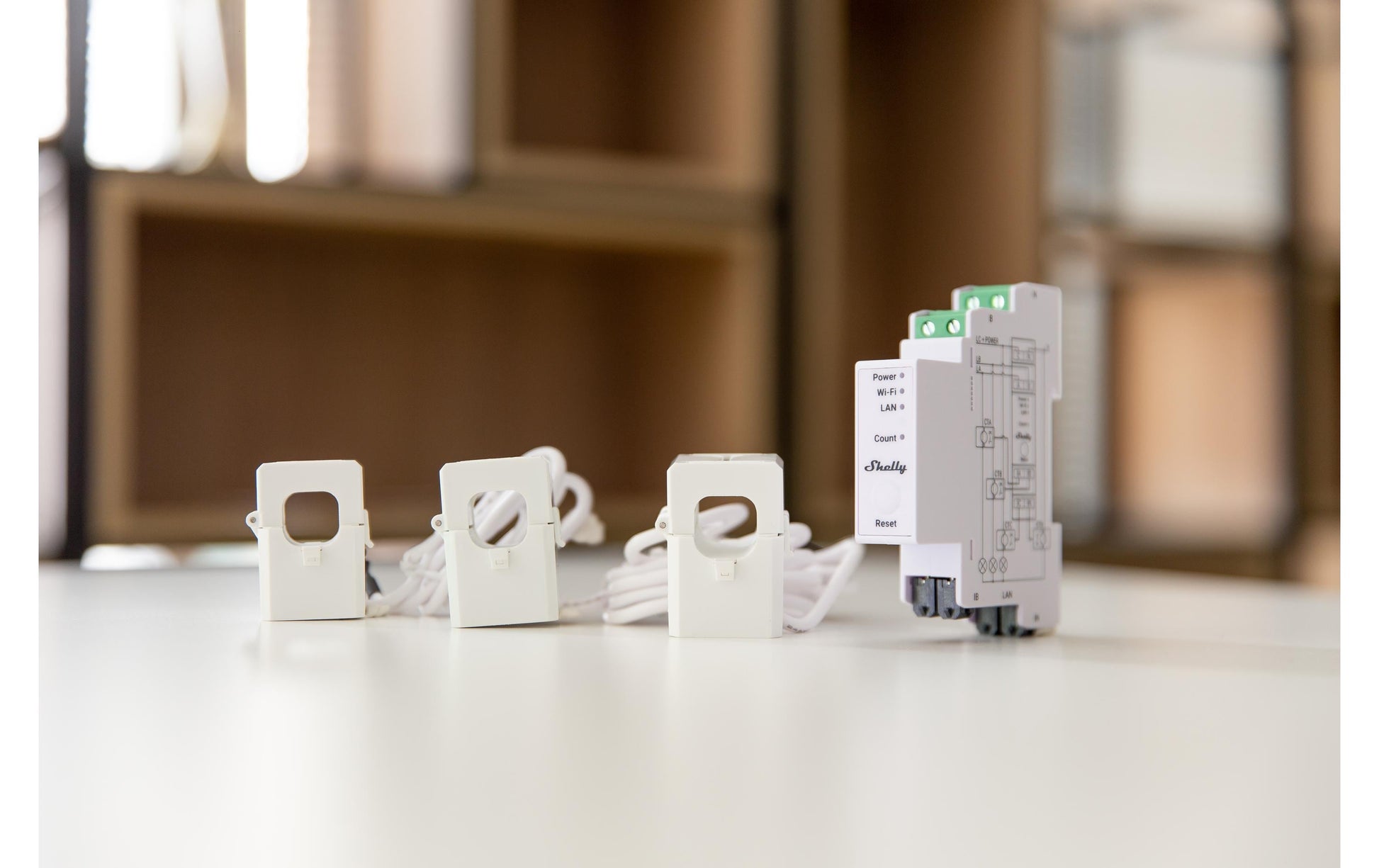 Shelly Pro 3EM – Energiezähler – 3-Phasen, 120 A, LAN/WLAN