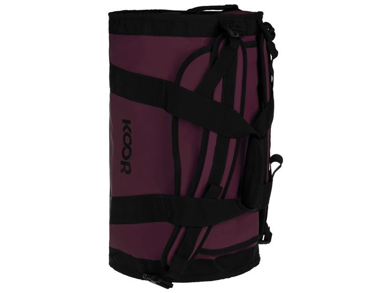 KOOR Sporttasche Sooma – 30 l, aus rPET, dunkelrot, 30,5 × 40 × 50 cm