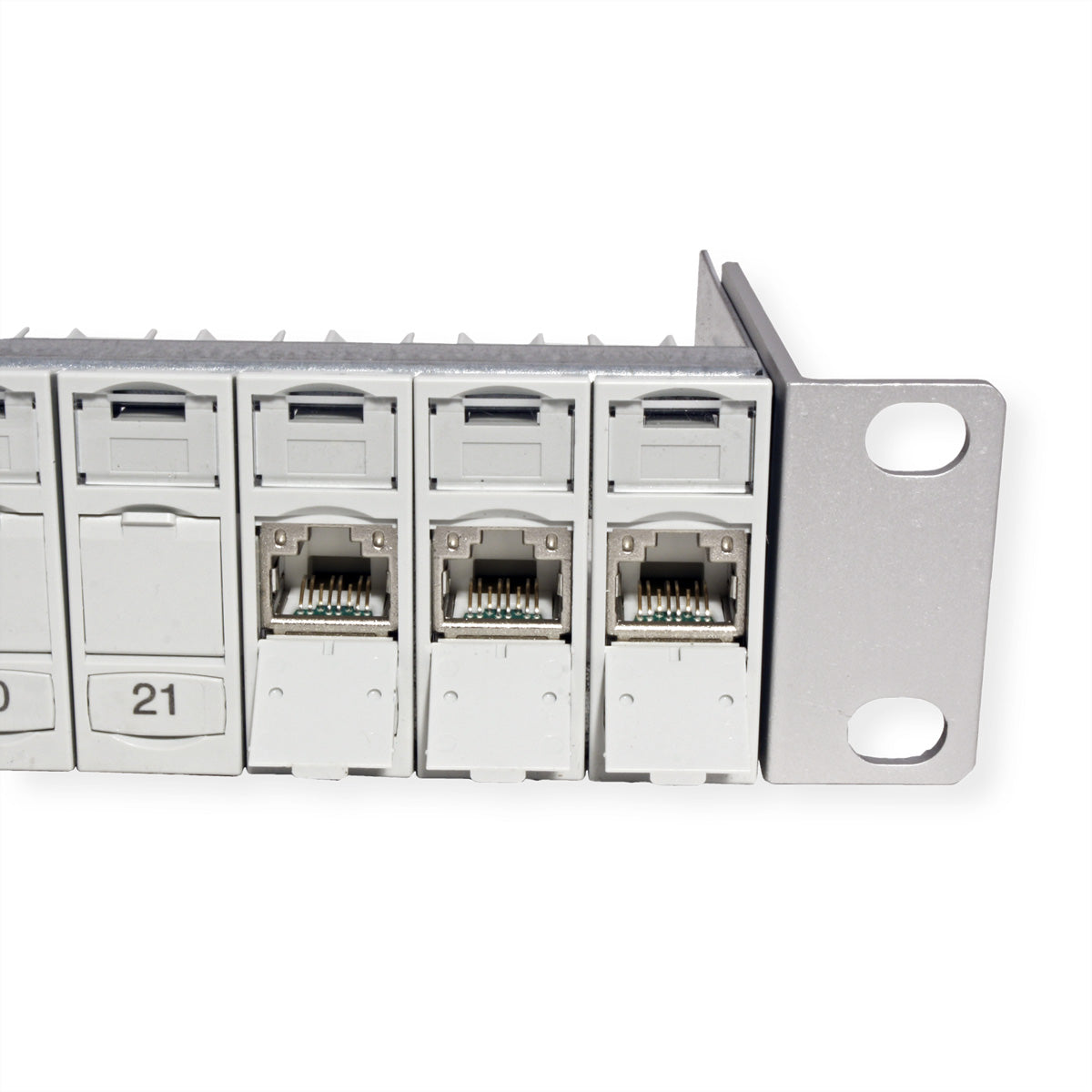 METZ CONNECT Patchpanel Cat.6A (Klasse EA) – 24× RJ‑45, geschirmt, 19", 1U, für 10G (IEEE 802.3an)