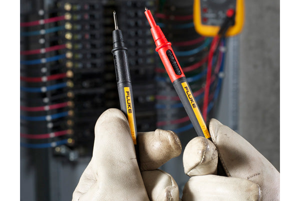 Fluke TL175E – Messleitung – 1'200 mm, 4 mm Bananenstecker, CAT II/III/IV, für Fluke Multimeter