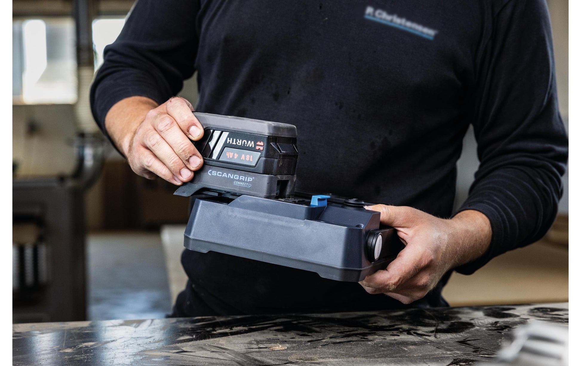 SCANGRIP Arbeitsleuchte Vega 2 Connect – 2000 lm, 100°, CAS Akku, IP54, dimmbar