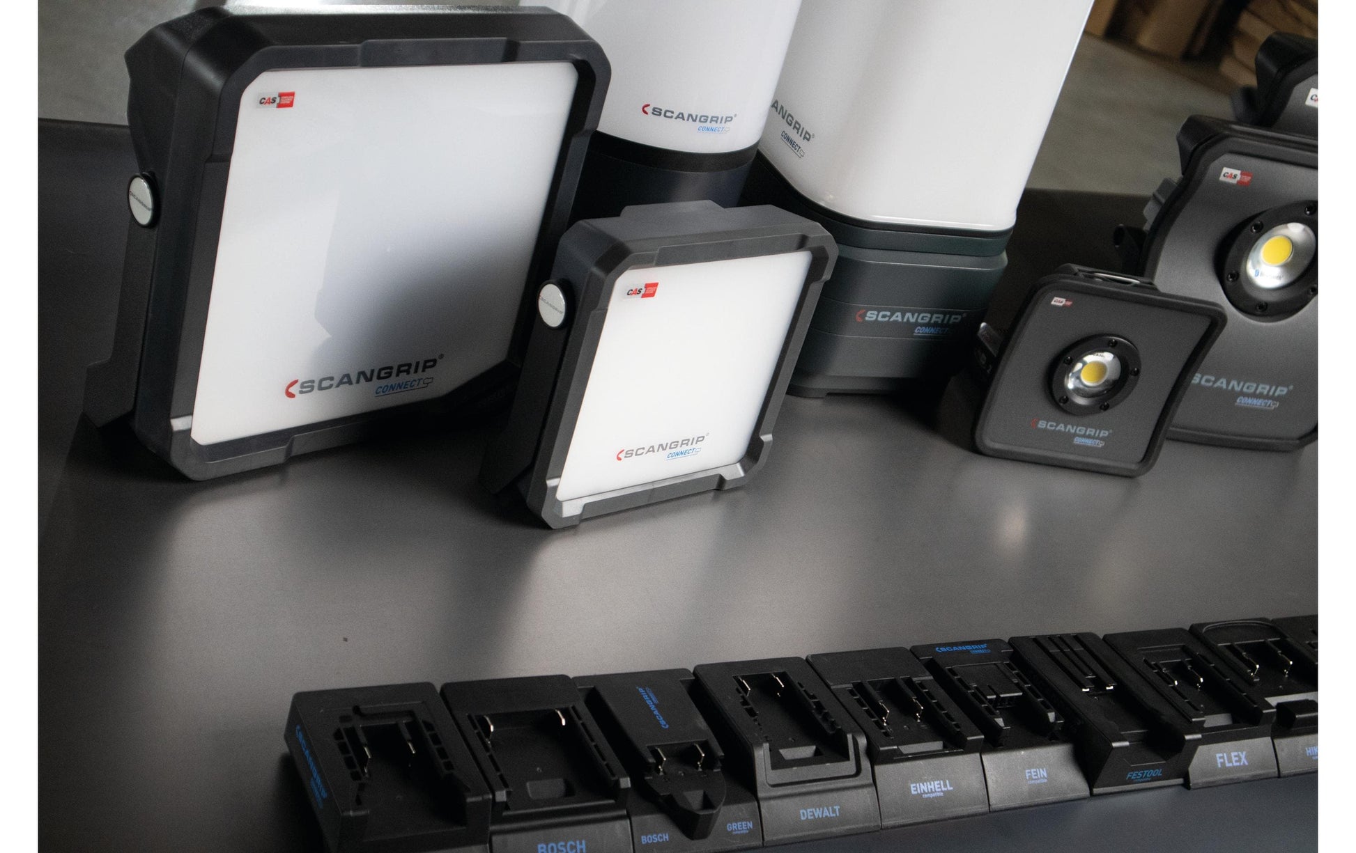 SCANGRIP Akku-Leuchte Vega 4 Connect – 4000 lm, 40 W, 6000 K, dimmbar, IP54, schwarz