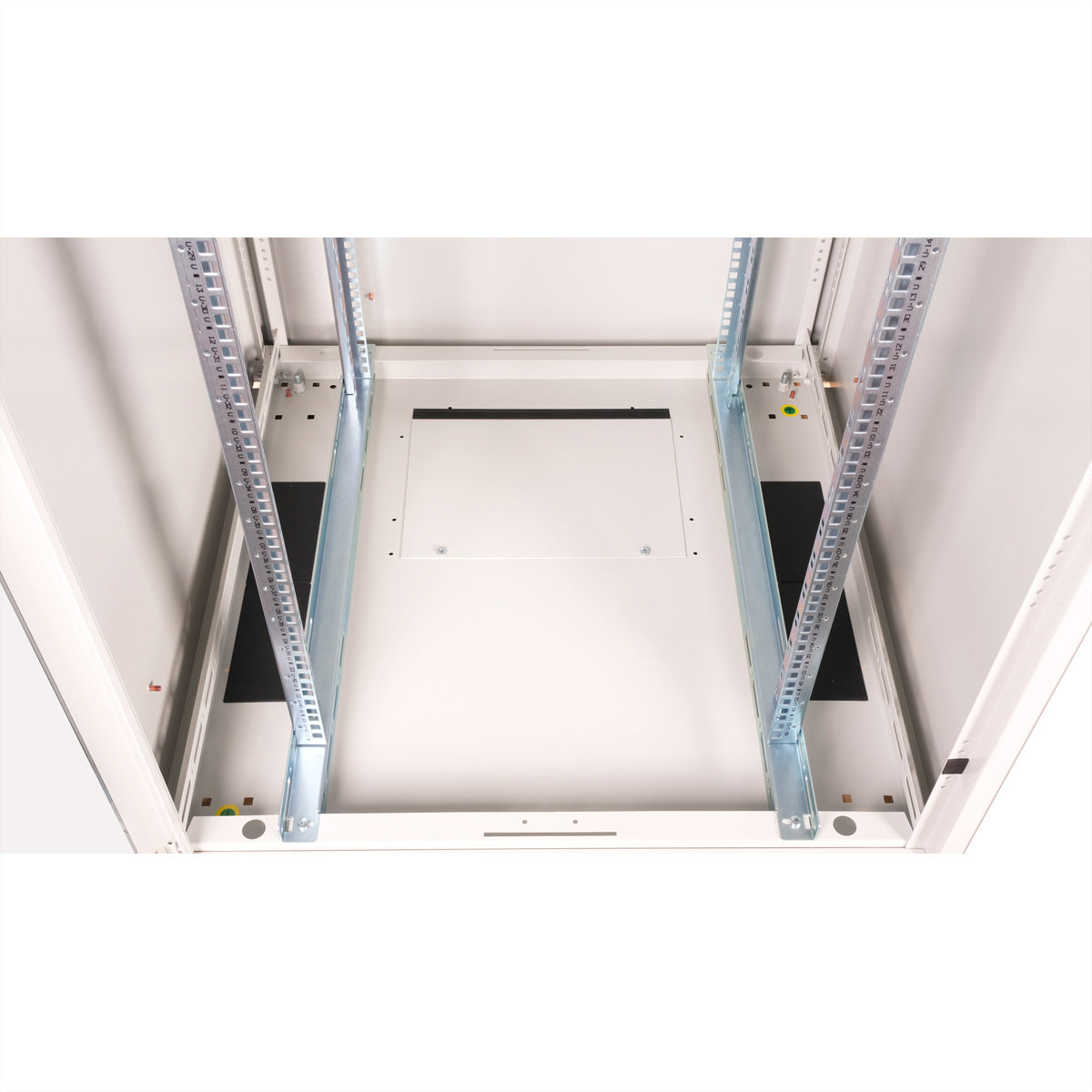 ROLINE Basic – 19" Netzwerkschrank 42U, IP20, abschliessbar, 800 × 800 × 2010 mm, lichtgrau, Stahl