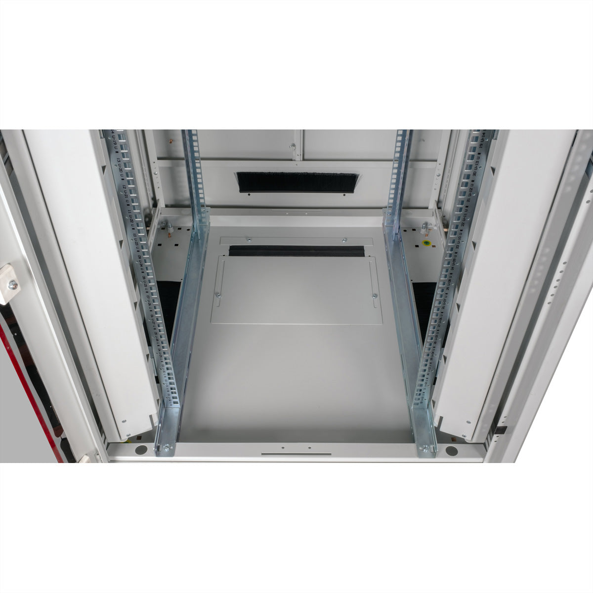 ROLINE Pro – 19" Netzwerkschrank 32U, IP20, abschliessbar, 800 × 800 × 1609 mm, lichtgrau, Stahl