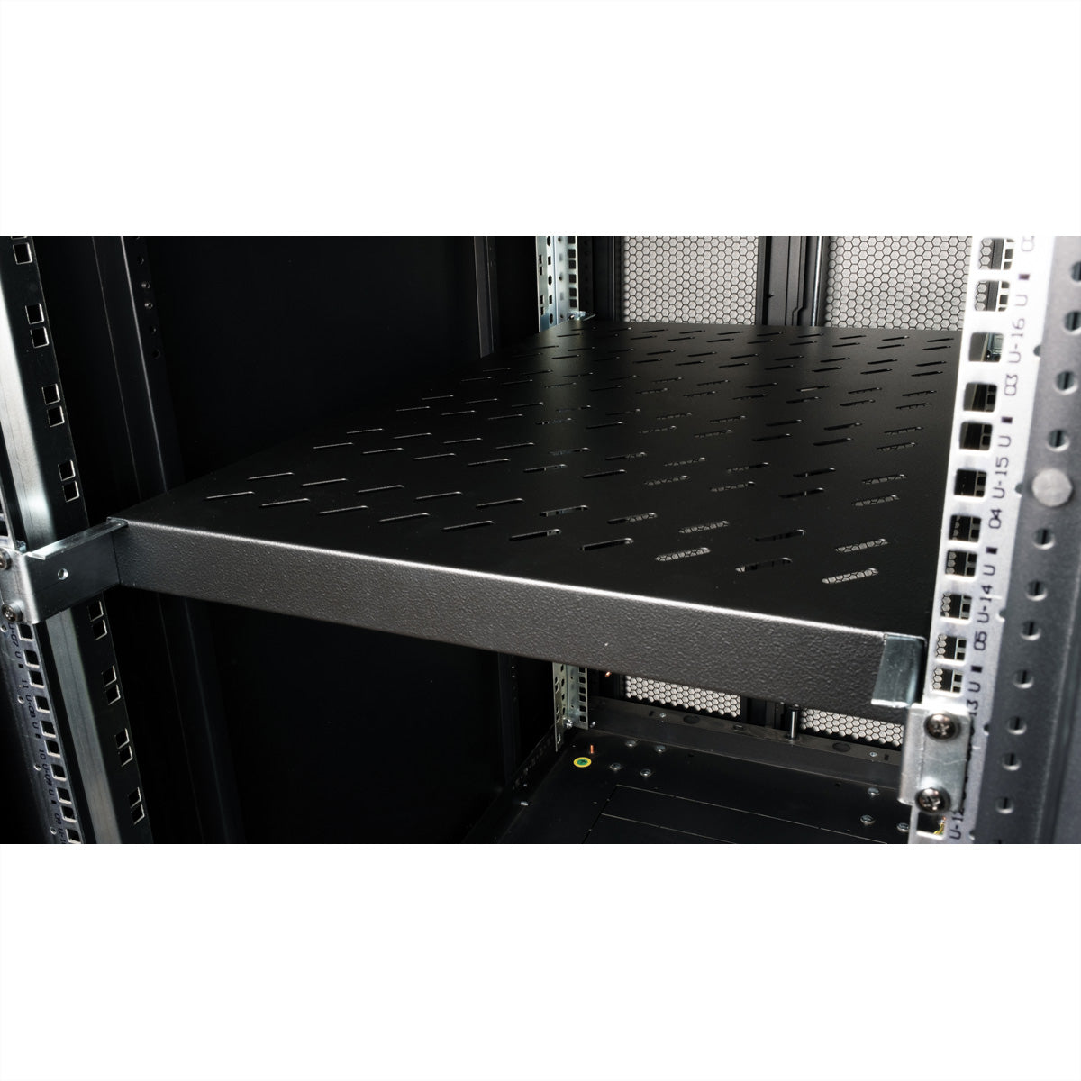 ROLINE Rack-Regalboden 19" – Festeinbau – 1U – 485 × 700 × 44 mm – 50 kg – Schwarz – Stahl