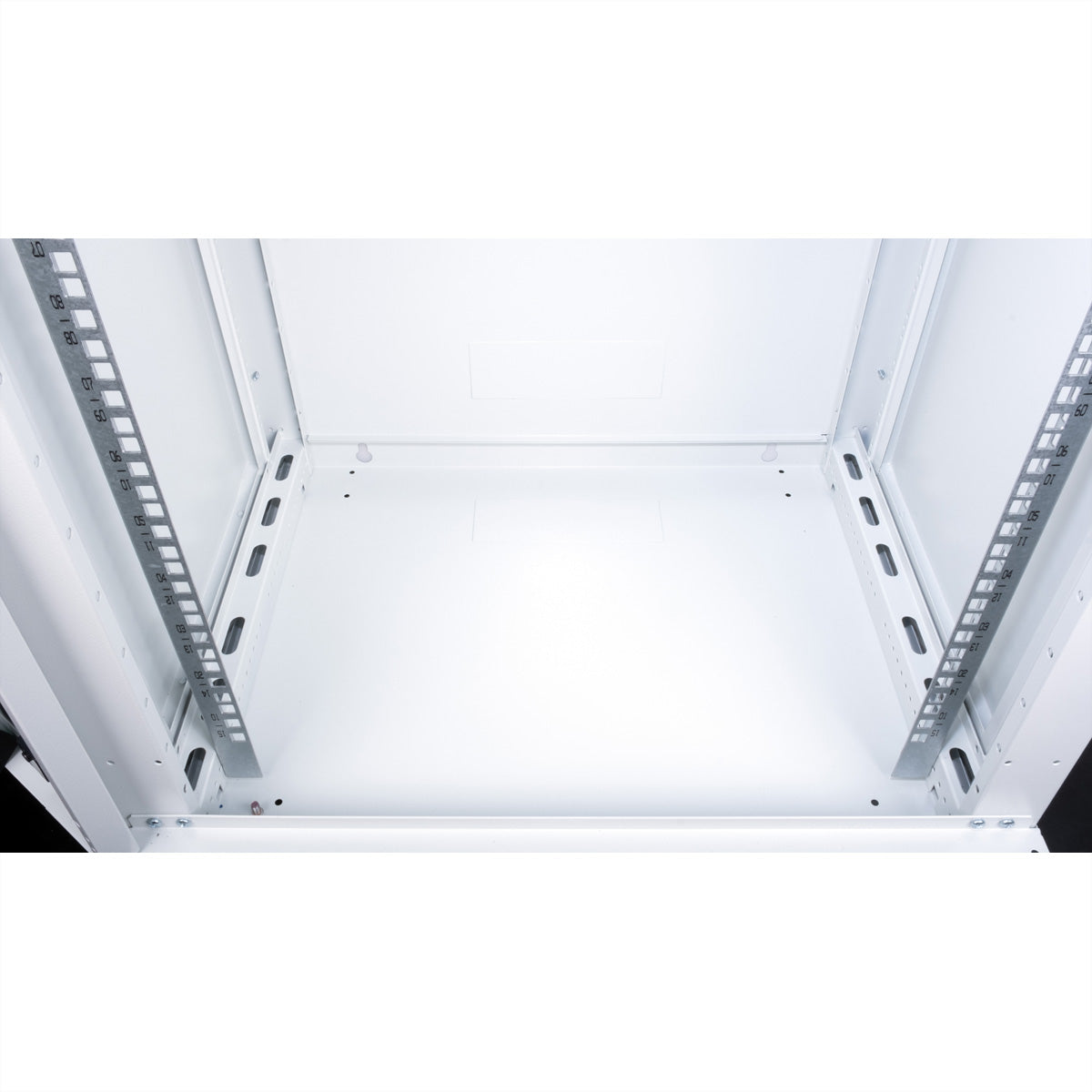 ROLINE Basic Plus – 19" Wandverteiler 15U, IP20, abschliessbar, 600 × 450 × 779 mm, lichtgrau, Stahl