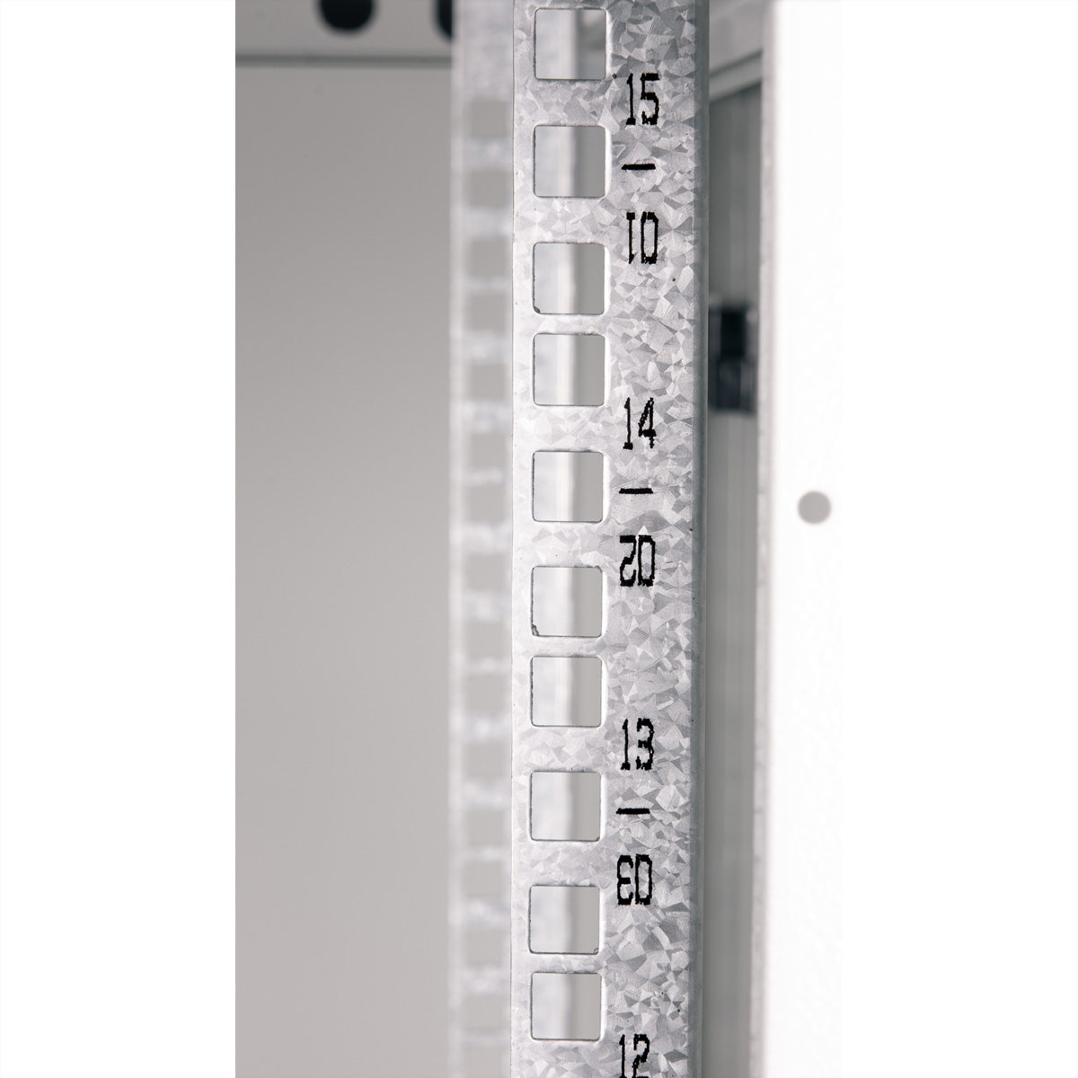 ROLINE Basic Plus – 19" Wandverteiler 15U, IP20, abschliessbar, 600 × 600 × 779 mm, lichtgrau, Stahl
