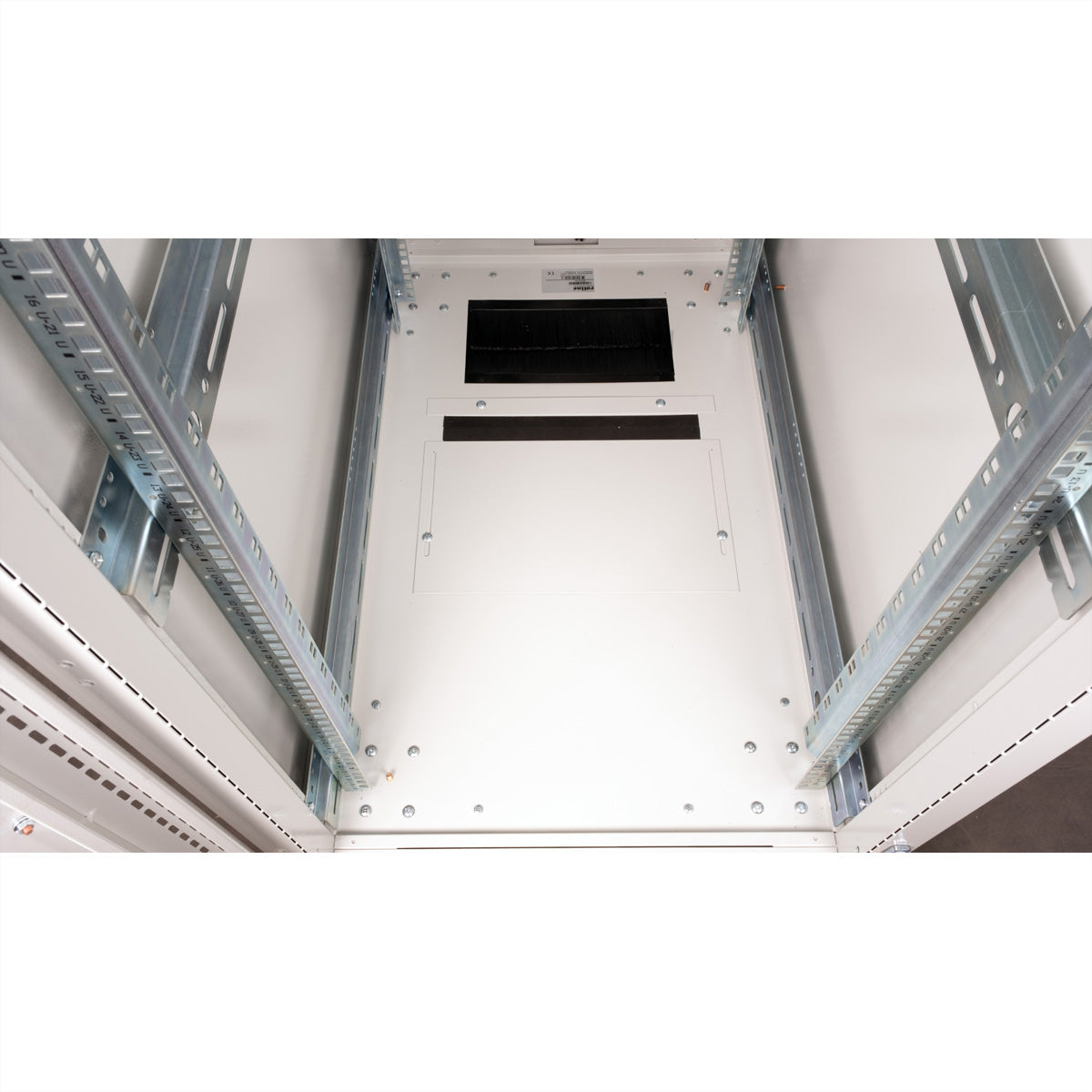 ROLINE Pro – 19" Netzwerkschrank 36U, IP20, abschliessbar, 600 × 1000 × 1705 mm, lichtgrau, Stahl