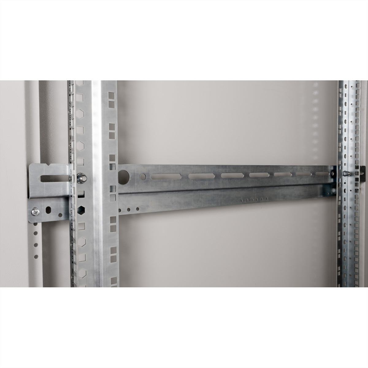 ROLINE Pro – 19" Netzwerkschrank 36U, IP20, abschliessbar, 600 × 1000 × 1705 mm, lichtgrau, Stahl