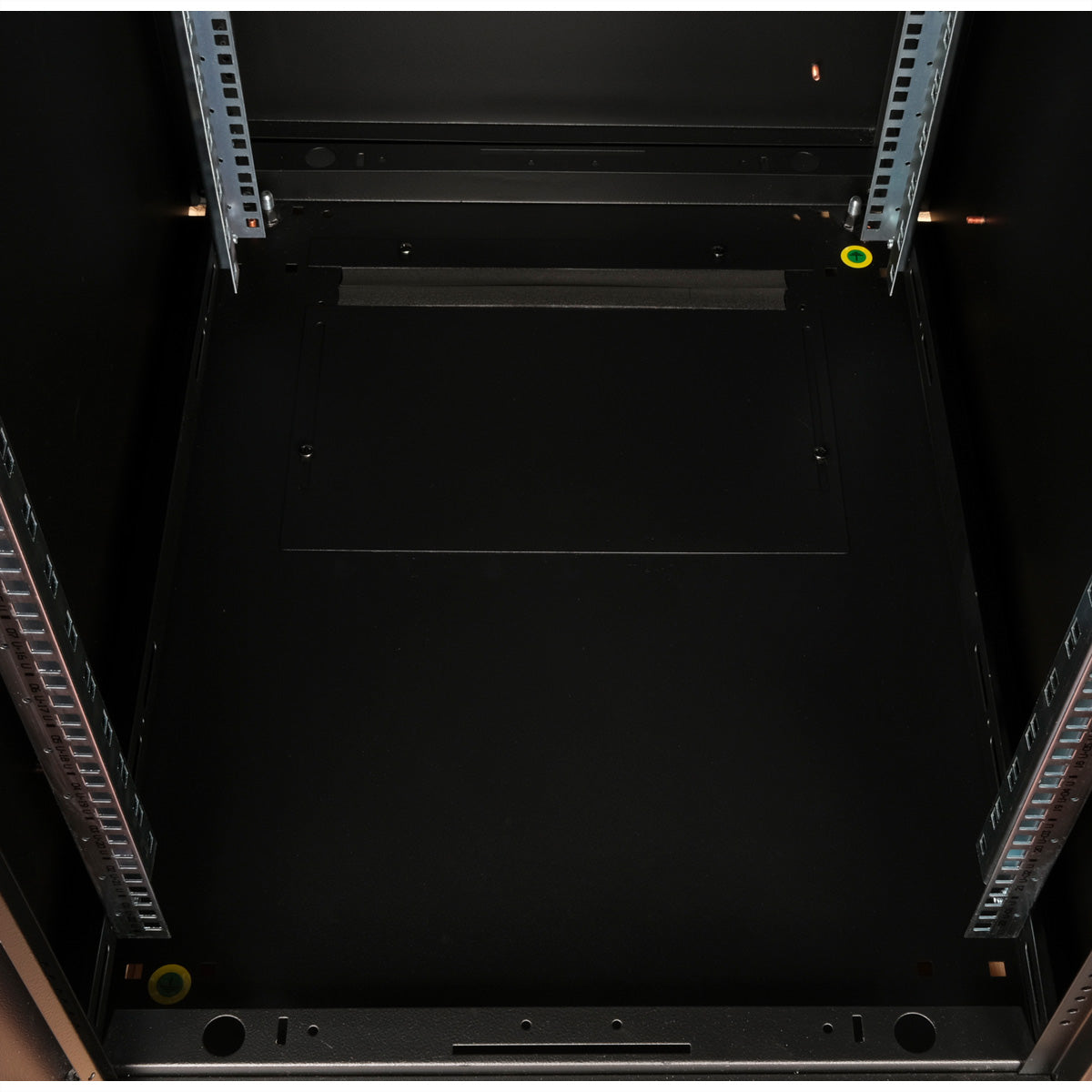ROLINE Pro – 19" Netzwerkschrank 22U, IP20, abschliessbar, 600 × 800 × 1164 mm, schwarz, Stahl