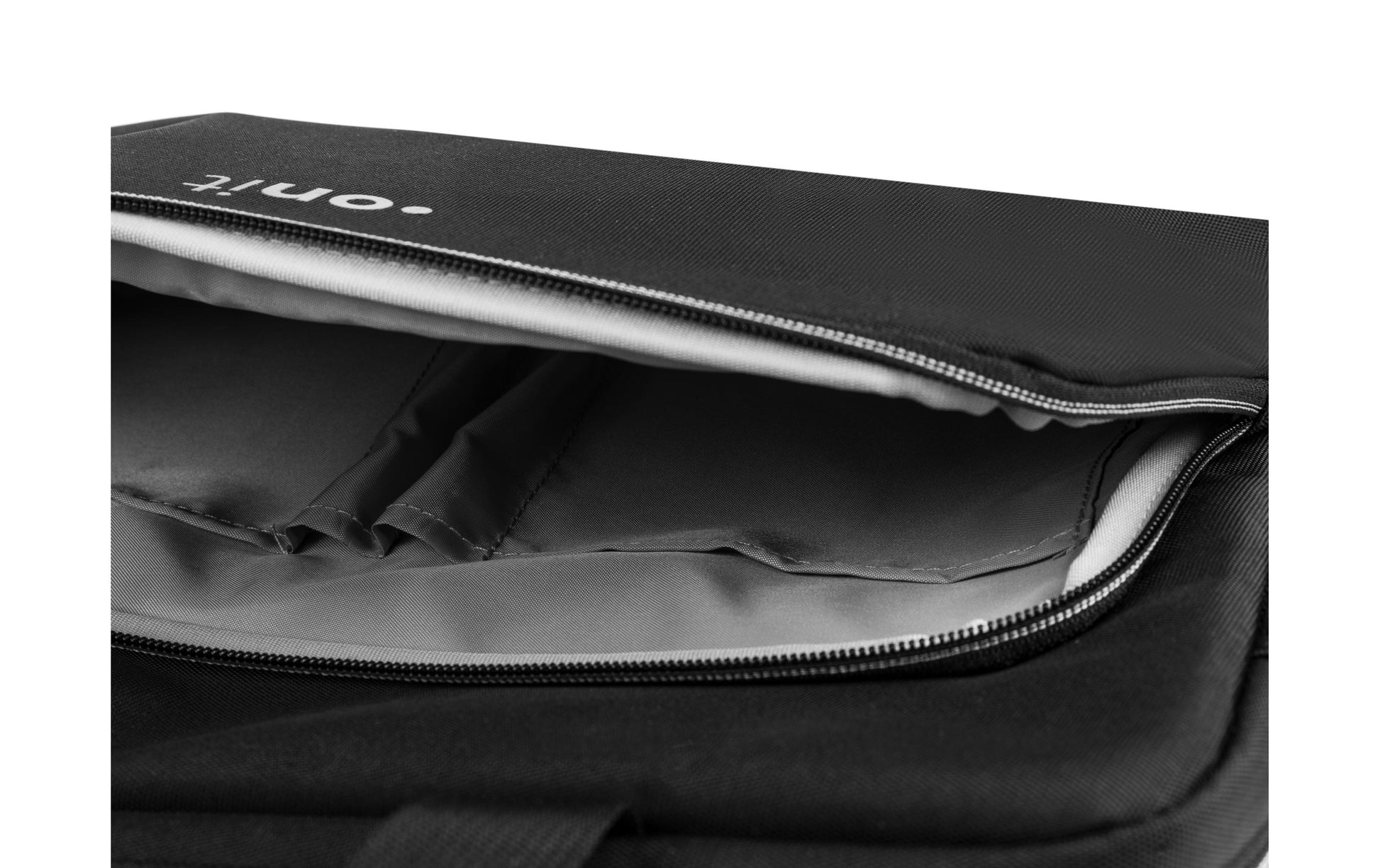 ONIT Notebook-Schutzhülle für 13,3" – Schwarz