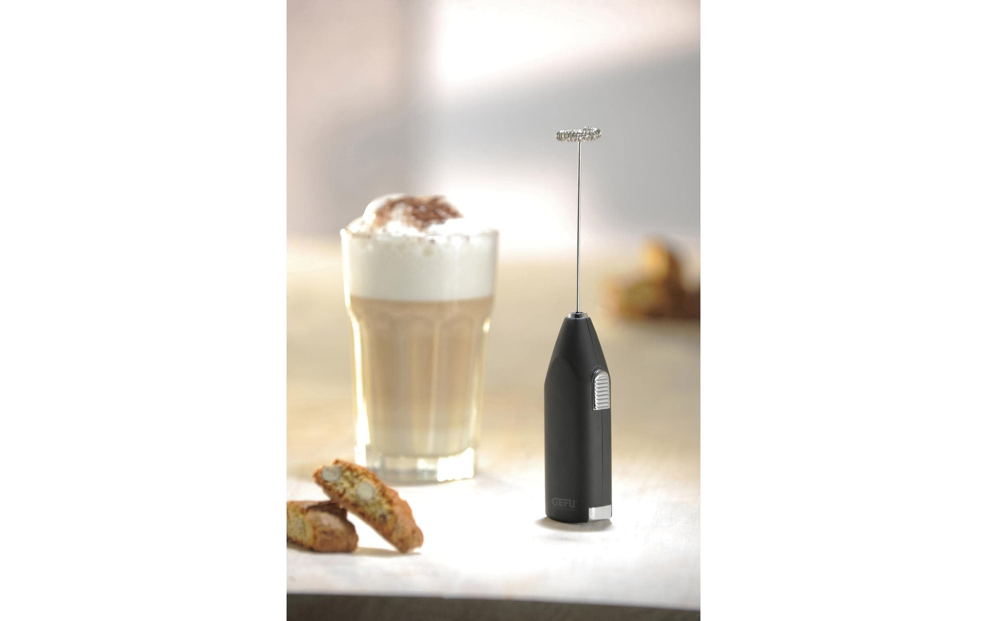 GEFU Milchschäumer-Stab 12720 – 2×AA, 12000 U/min – schwarz